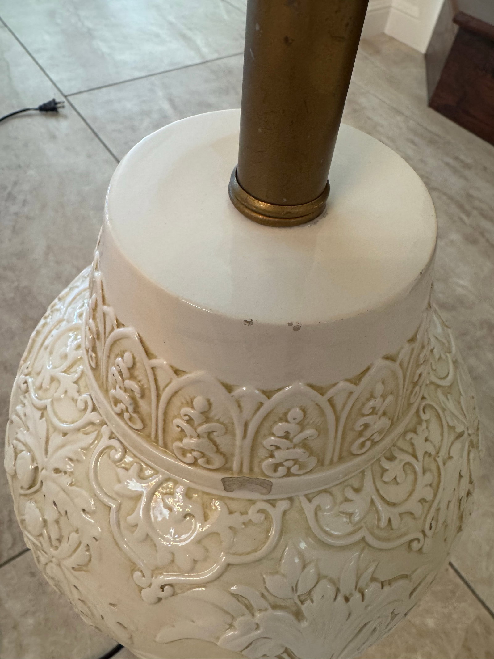 1970s Chapman Chinoiserie Floral & Bird Ginger Jar Table Vintage Gold and Cream Porcelain Lamp - Dat - 12