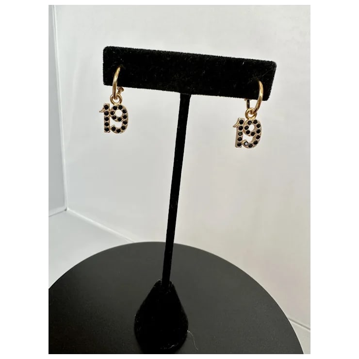 Late 20th Century Chanel Earrings, A Pair - 4