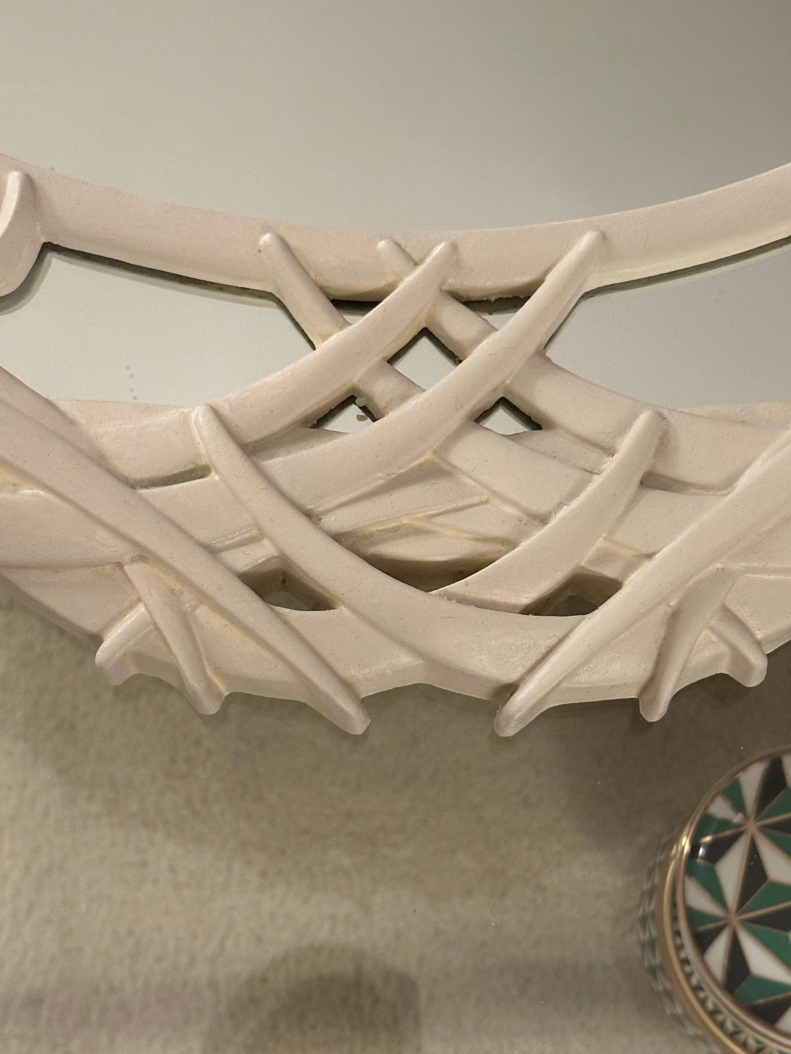 Vintage Carolina Mirror Co "Palm Frond" Oval Wall Mirror, Ivory Resin, 39" * 30" (C. 1980s) - 8