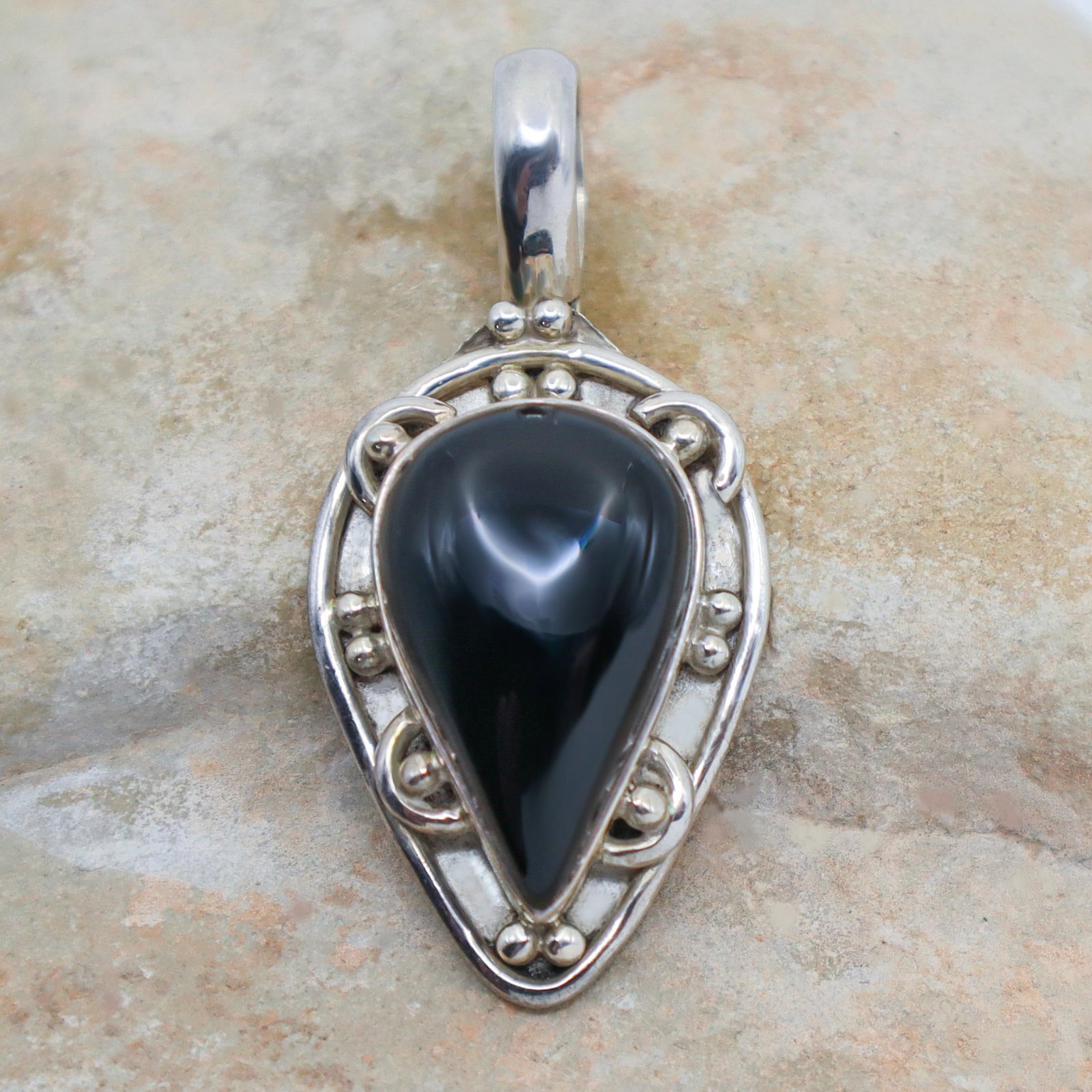 Vintage Onyx "Pie" Pendant in Sterling Silver - 2