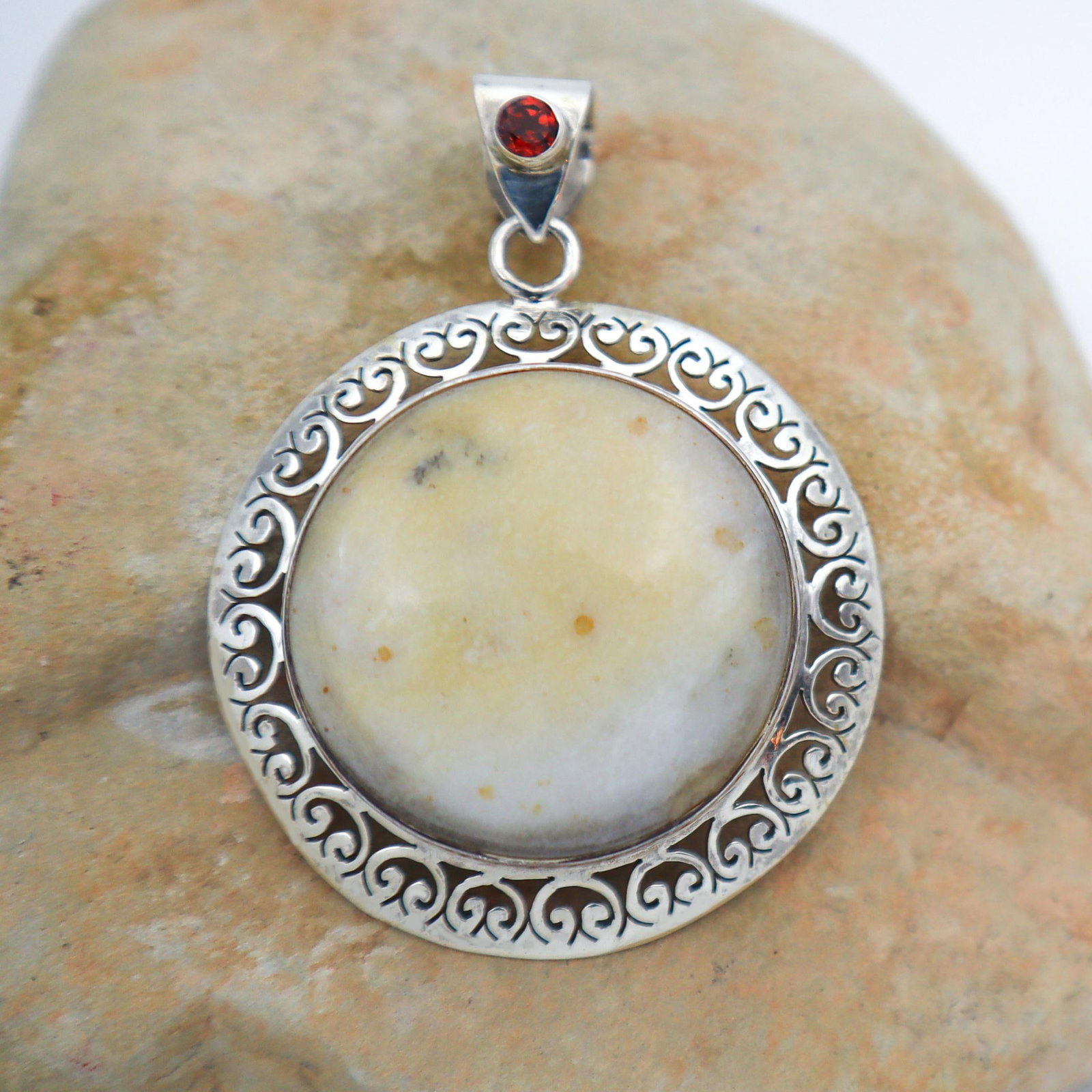 Vintage Lemon Agate Set in Sterling Silver Pendant - 2
