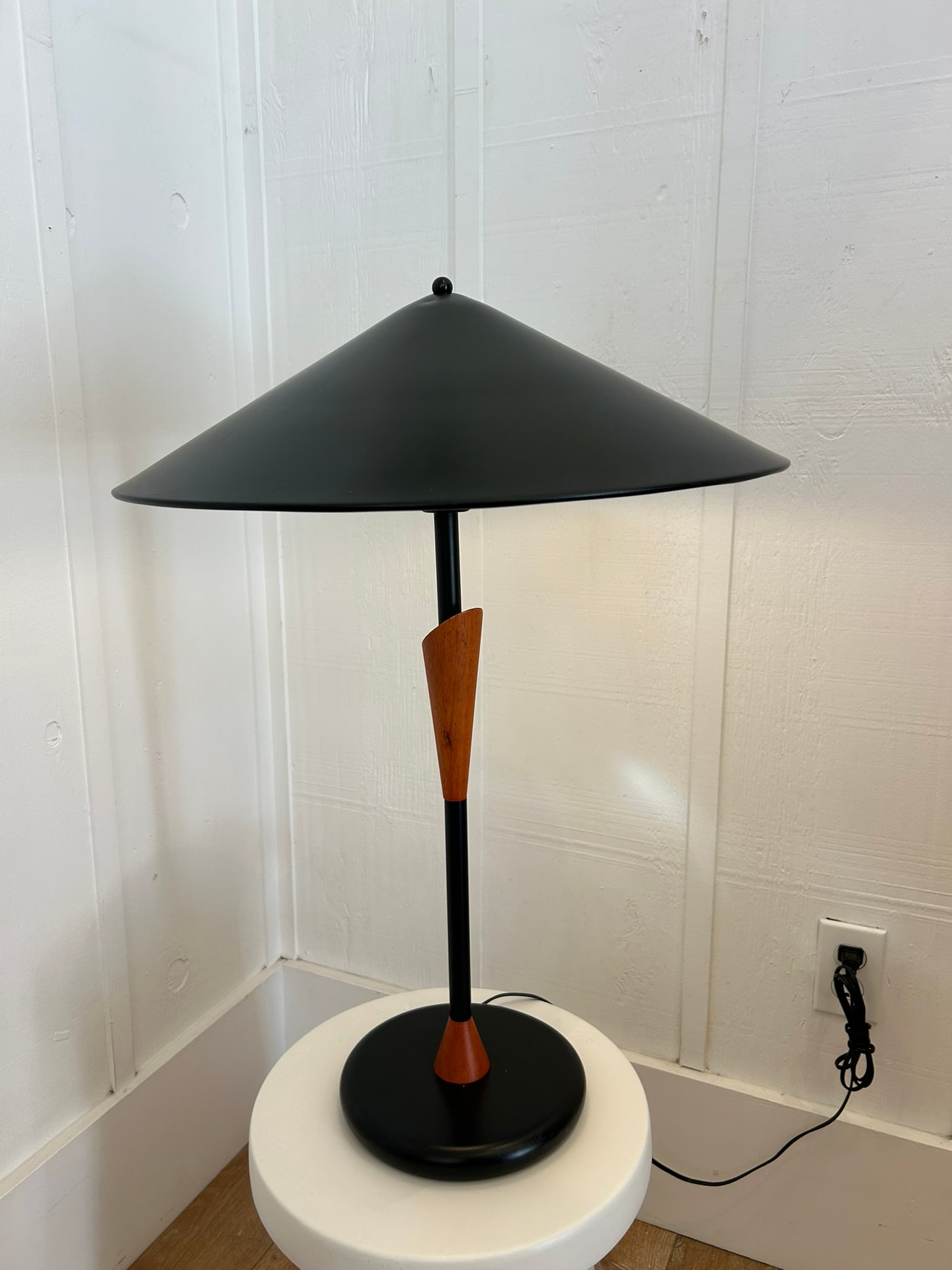 Vintage Postmodern Metal and Wood Table Lamp - 2