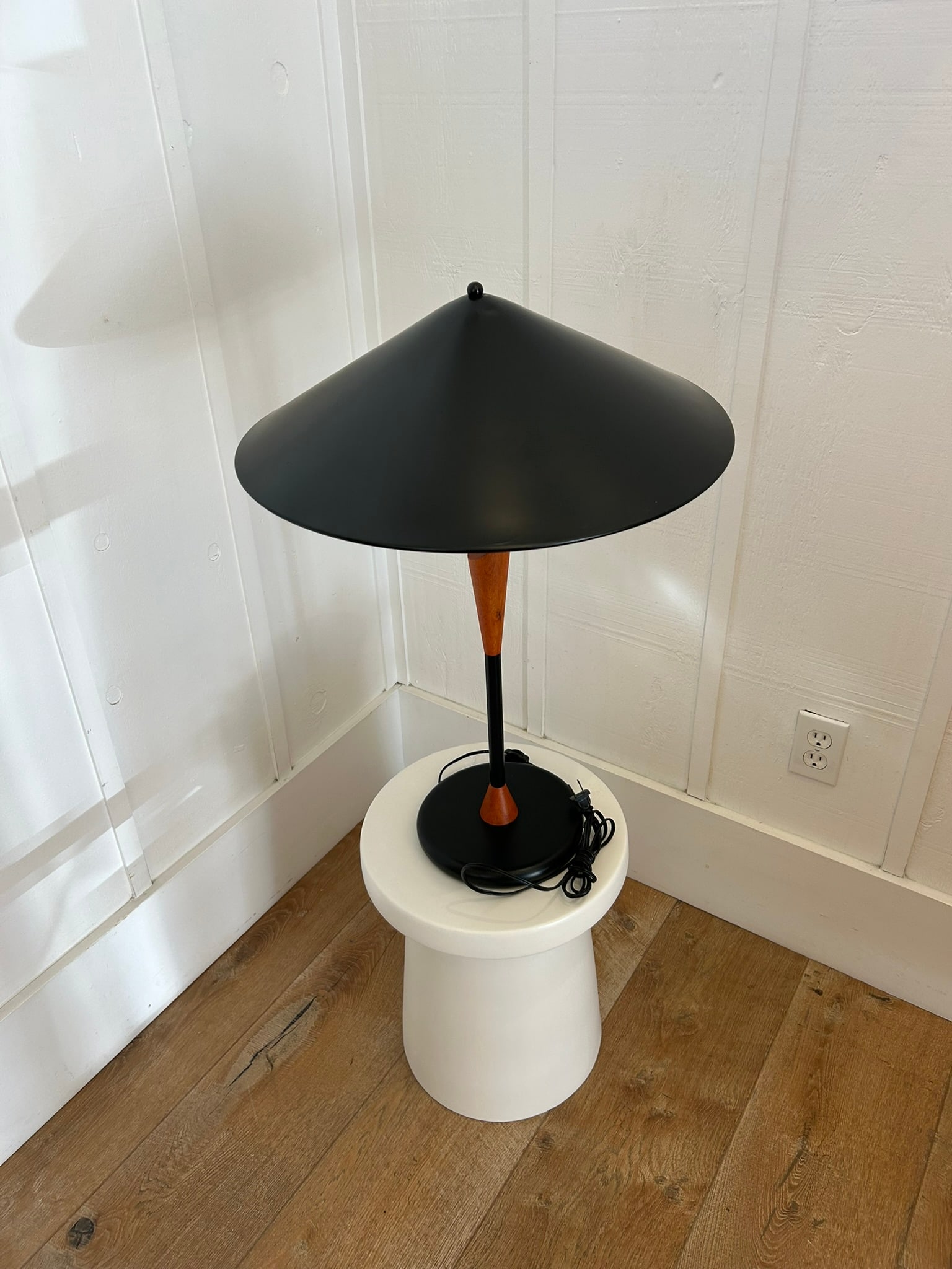 Vintage Postmodern Metal and Wood Table Lamp - 6