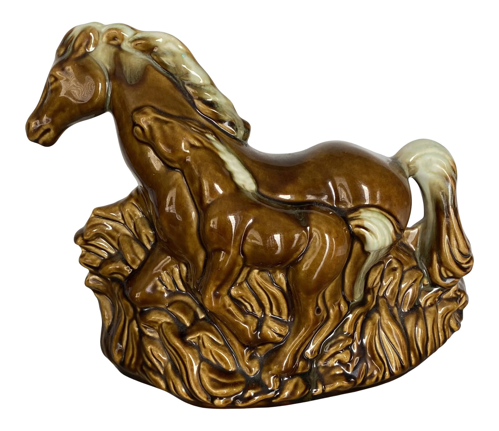 1950s Ceramic Palomino Horse Lamp: Wonderful 1950s stylized Palomino horse lamp could be a picture lamp a table lamp super rare Condition: Alterations: Original Condition Unaltered Imperfections: Some Imperfections Condition Notes: Hav