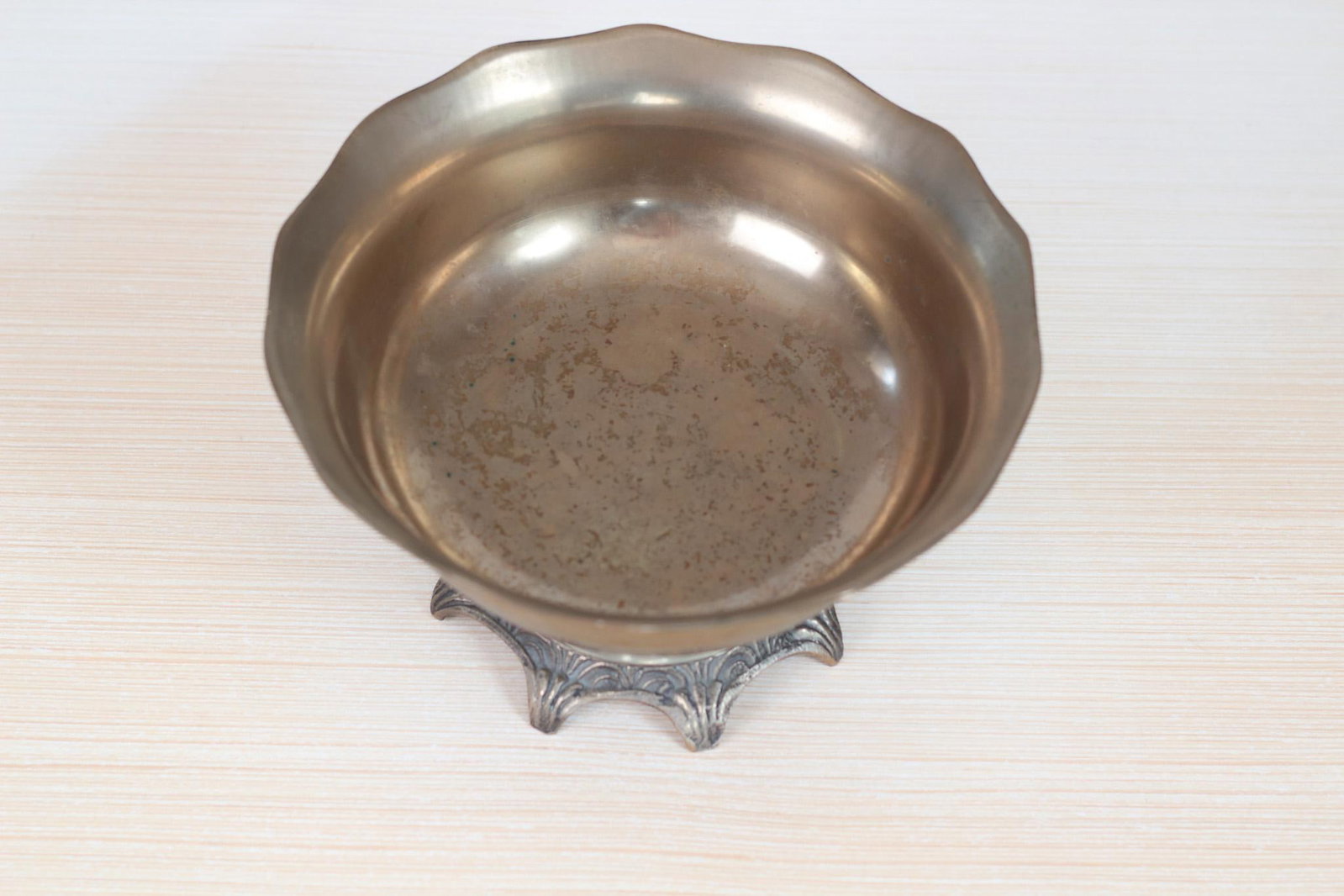 Mid-Century Solid Brass Pedestal Bowl With Scalloped Rim - 8