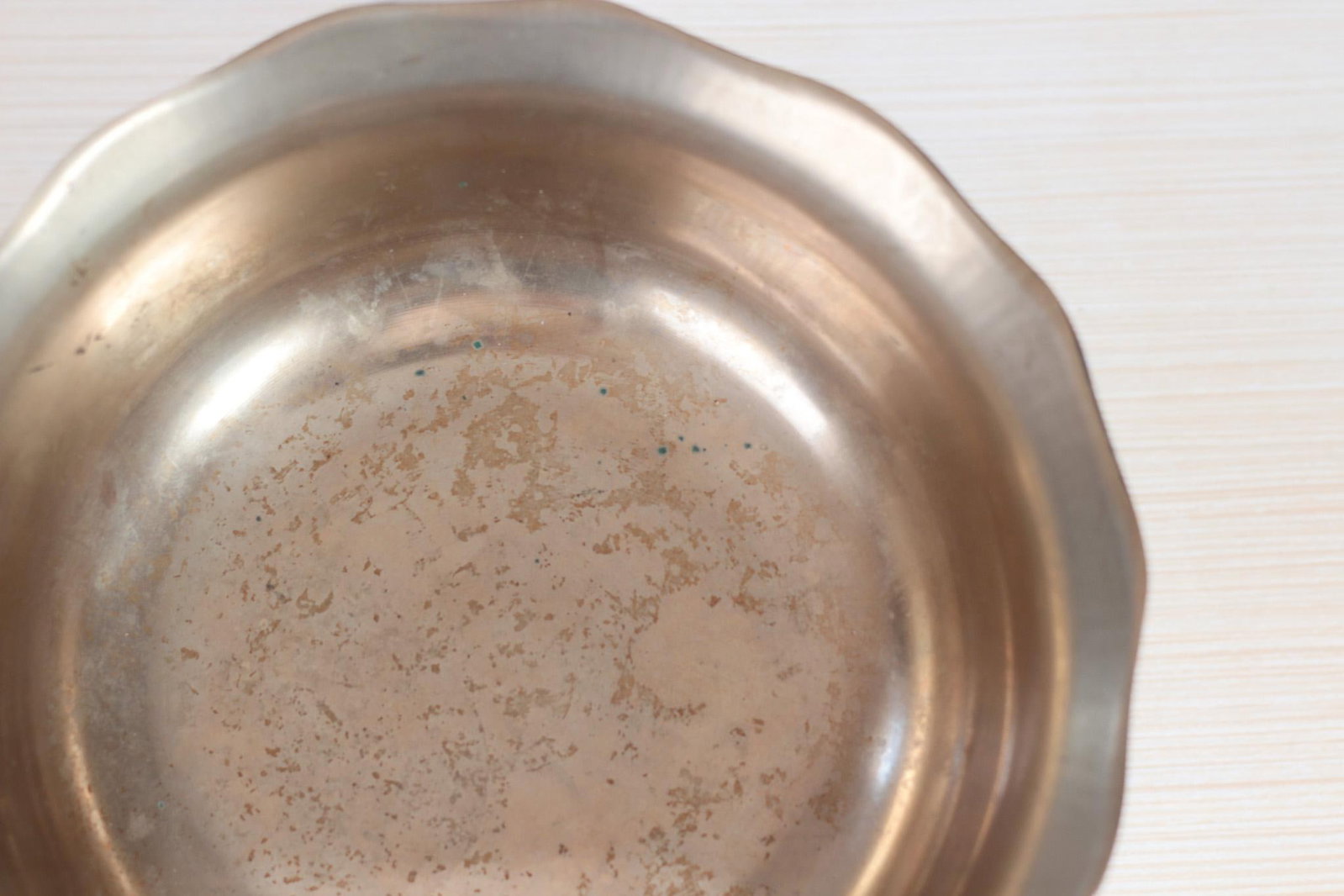 Mid-Century Solid Brass Pedestal Bowl With Scalloped Rim - 9