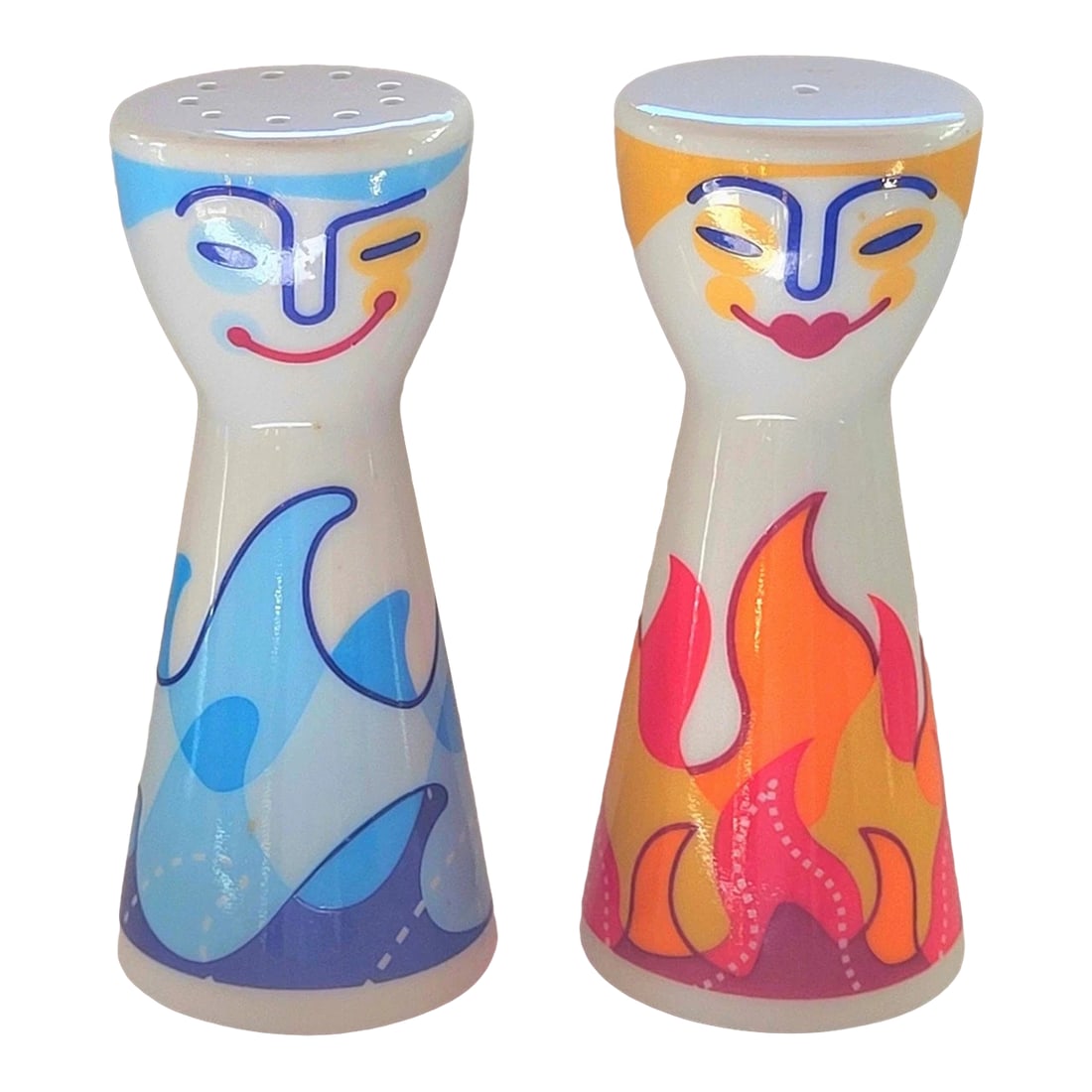 Vintage Ritzenhoff Mr Salt Mrs Pepper Shakers Carl Van Ommen 2004: Mr Salt and Mrs Pepper designed by Carl Van Ommen for Ritzenhoff. 2004 Germany, in excellent used condition. Discontinued. See photos. Condition: Alterations: Original Condition Unaltered