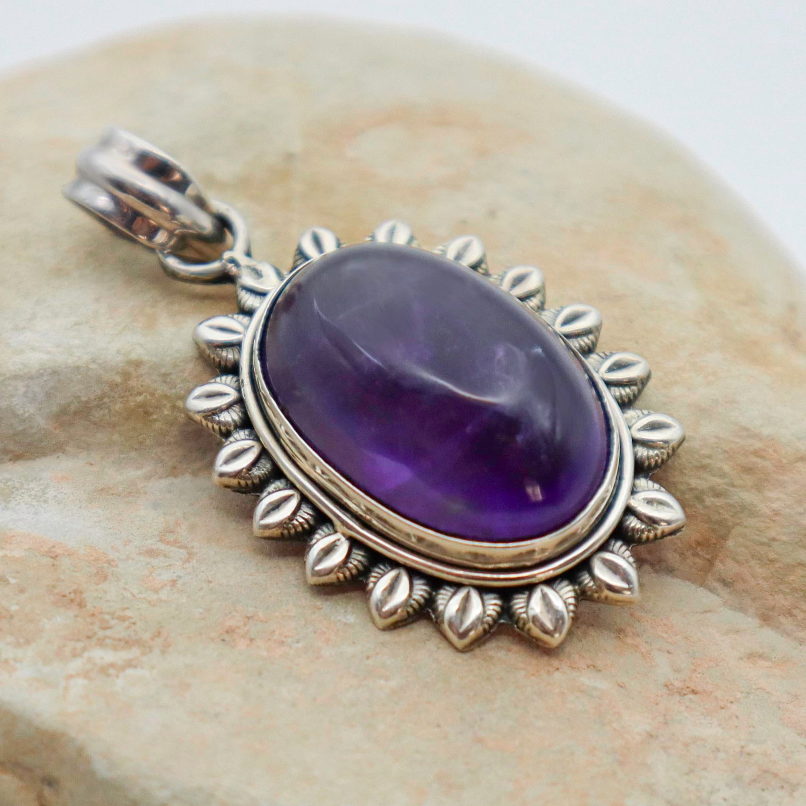 Vintage Amethyst With Sterling Silver Starburst Pendant - 3