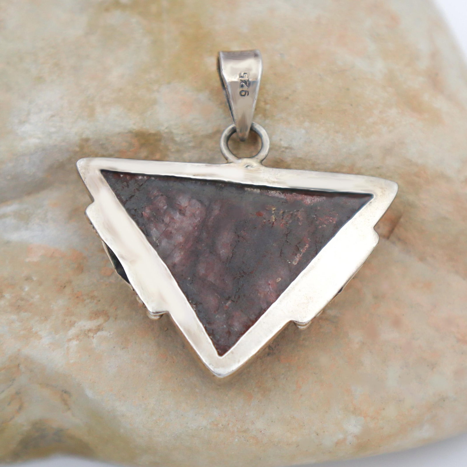 1990s Vintage Burgundy Jasper & Sterling Triangle Pendant - 5