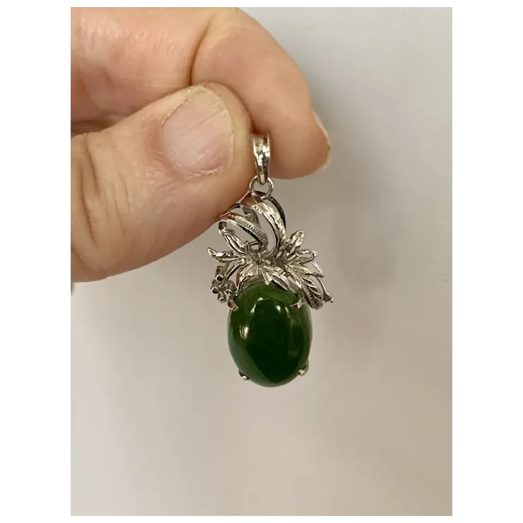 1950s 18k White Gold Jade Pendant - 5