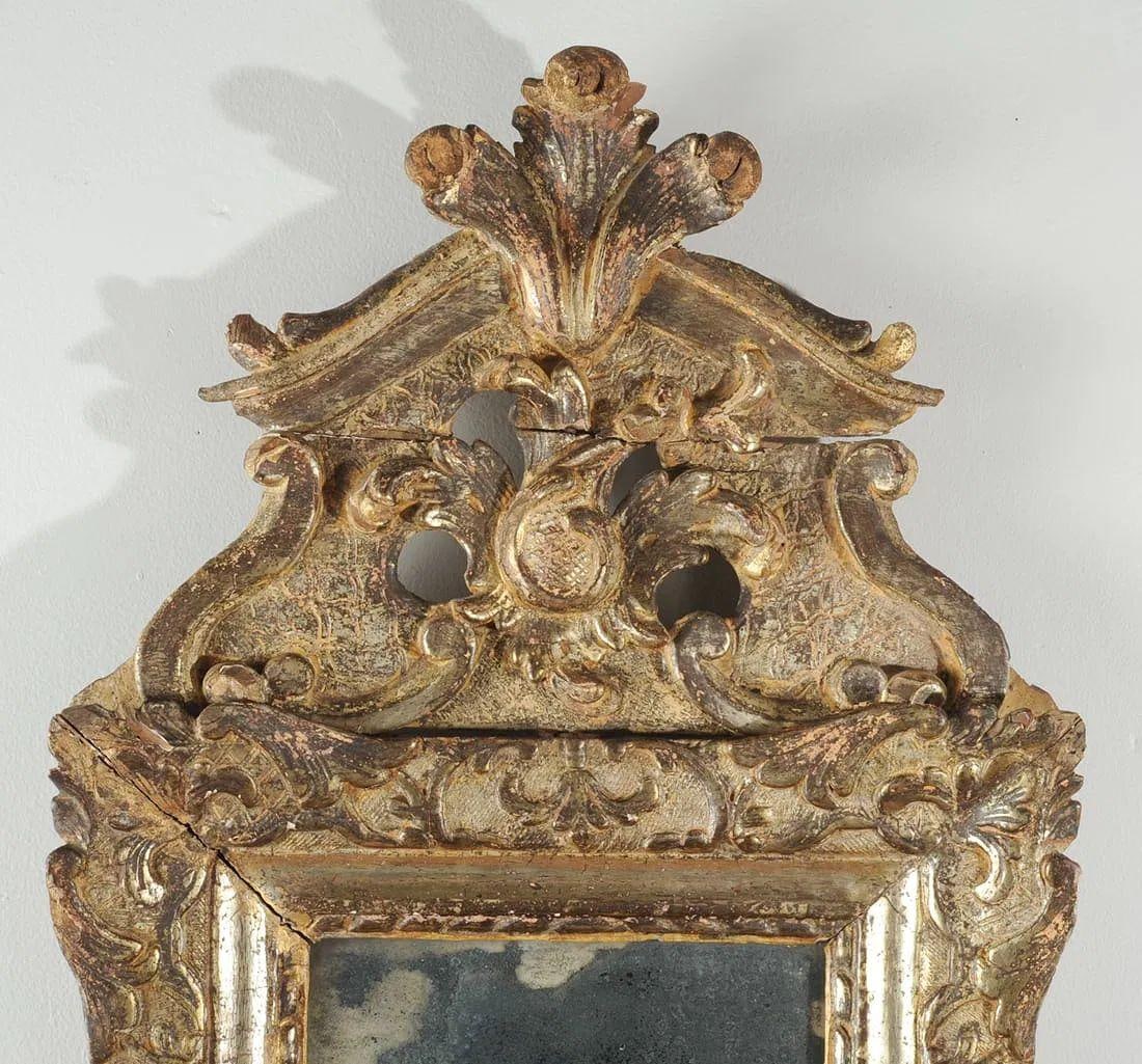 Italian Rococo Period Giltwood Mirror, Circa 1740-1780 - 5