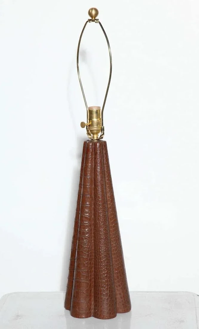 Paul Dupre-Lafon Style Scalloped Brown Alligator Leather Table Lamp, C. 1940s - 2