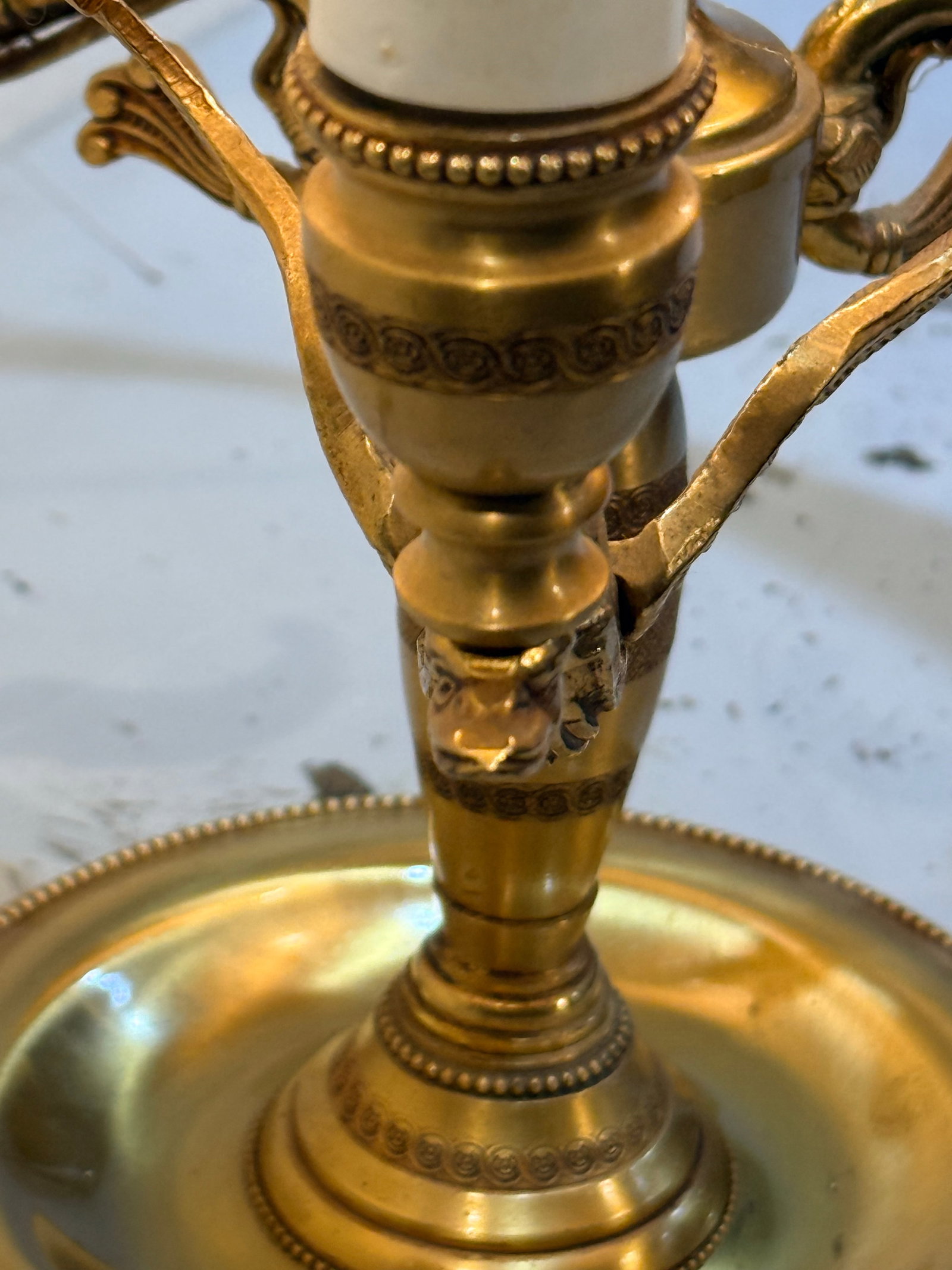Mid 20th Centuty Swan Form French Empire Style Brass Bouilotte Table Lamp - 12