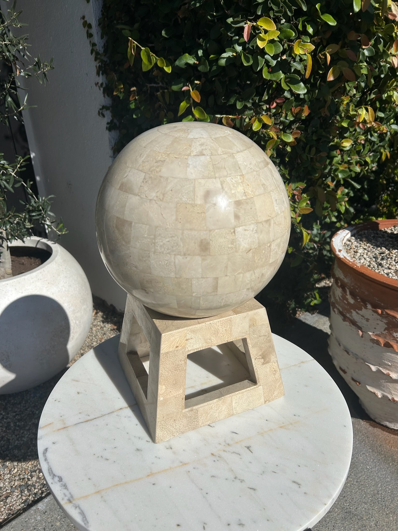 Vintage Tessellated Marble Sphere on Stand in the Style of Maitland Smith - 4