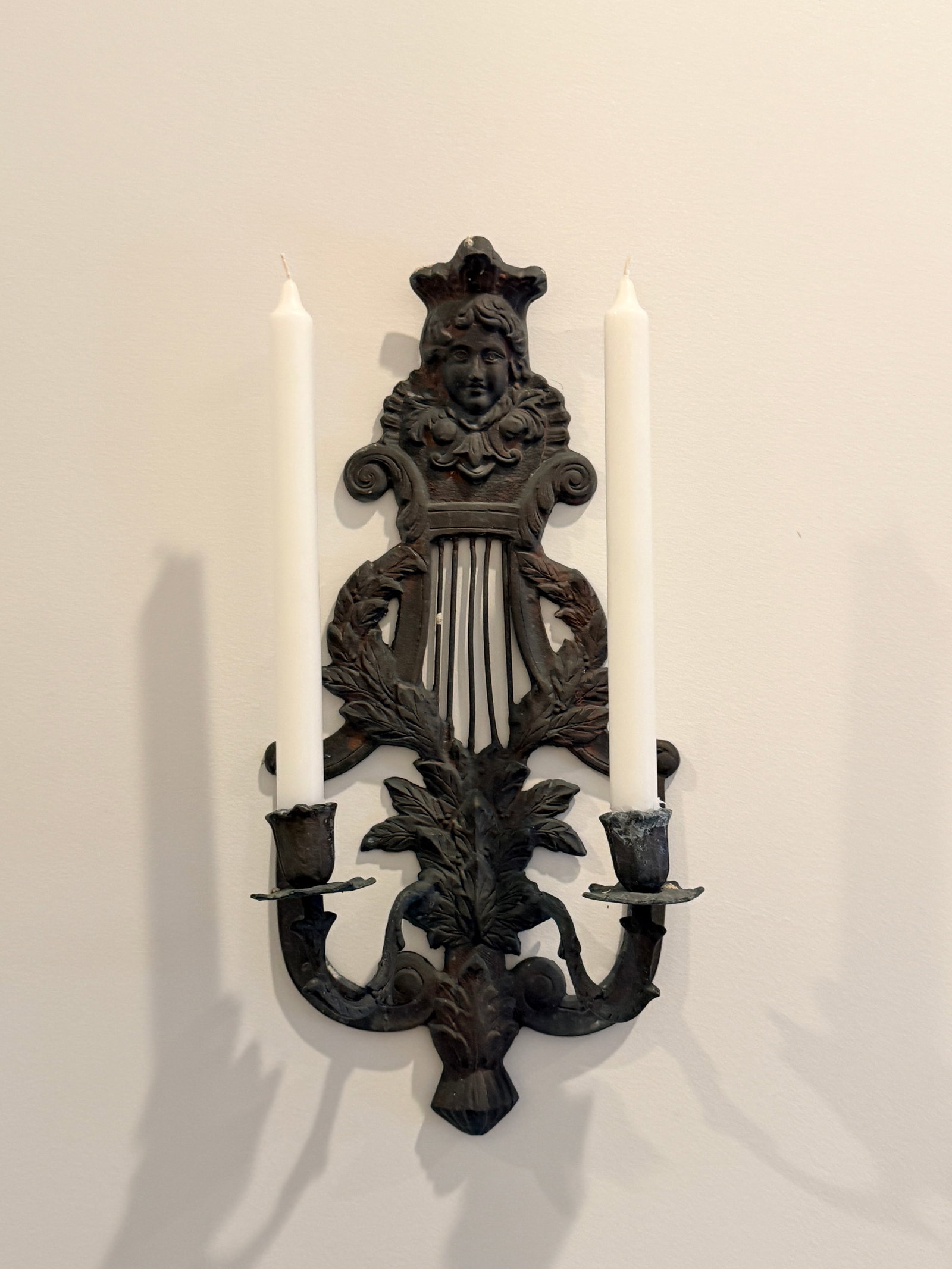 Late 19th Century Pair of Antique French Victorian Bronze Figural Wall Sconces With Original Patina - 6