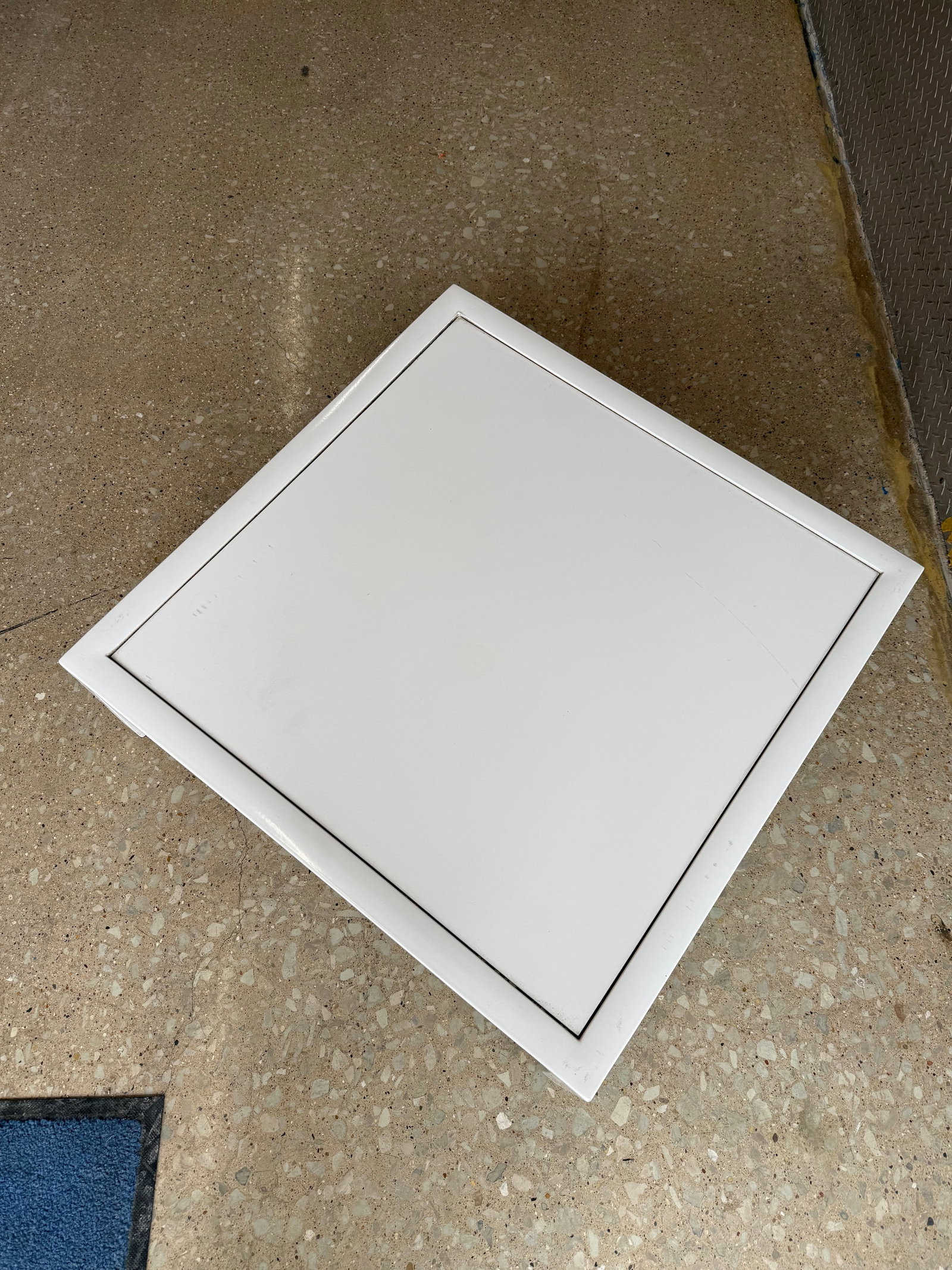 Still 28" Square Side Table by Richard Frinier / Brown Jordan - 3