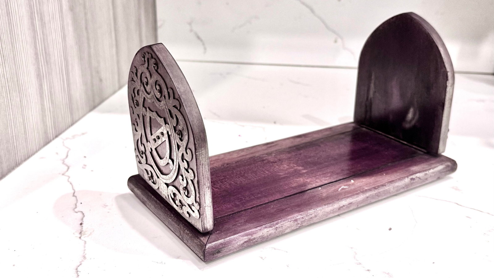 Antique English Handmade Late Victorian-to-early Edwardian Extending Novel Stand With Gothic Revival - 4