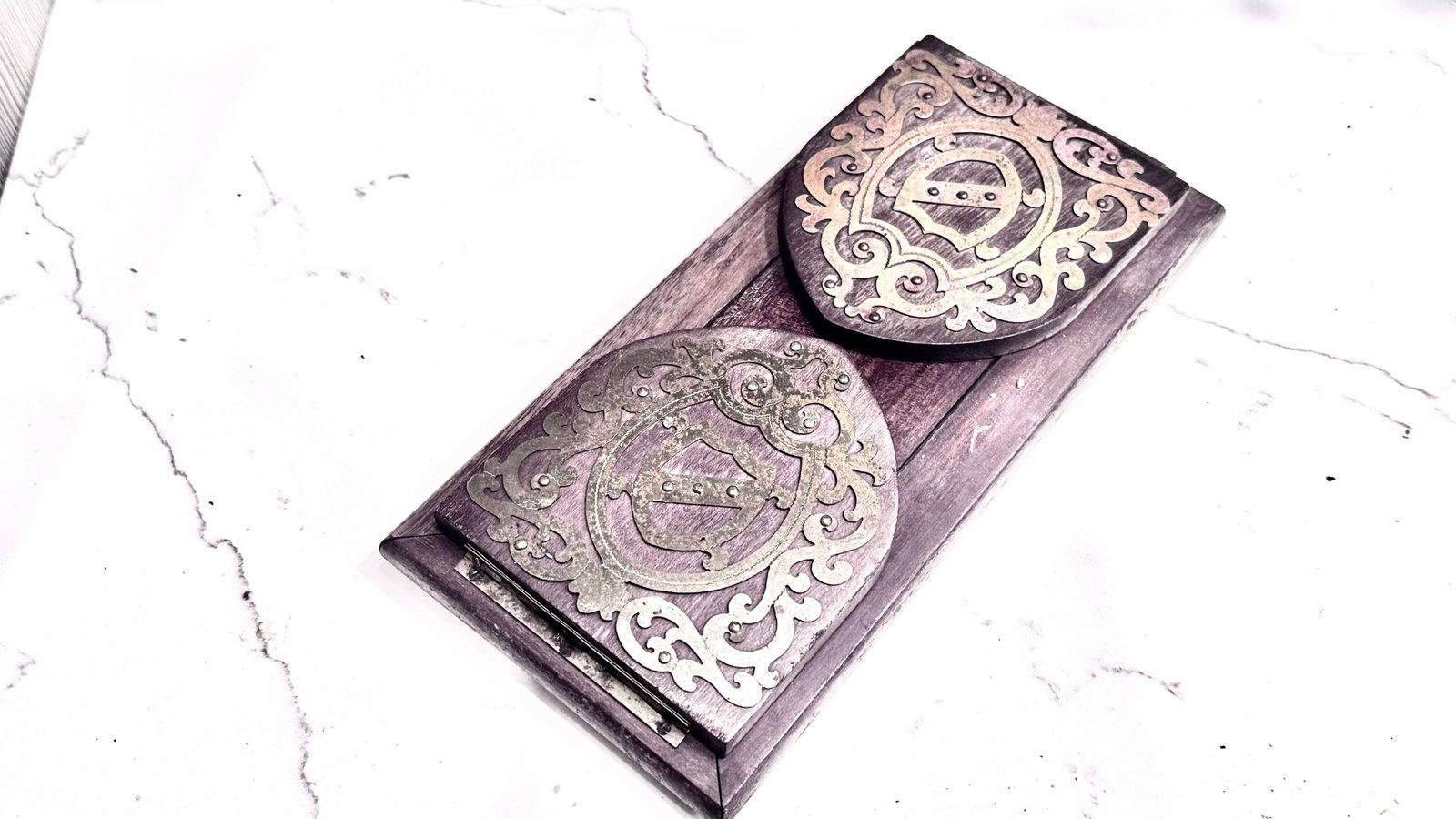 Antique English Handmade Late Victorian-to-early Edwardian Extending Novel Stand With Gothic Revival - 7