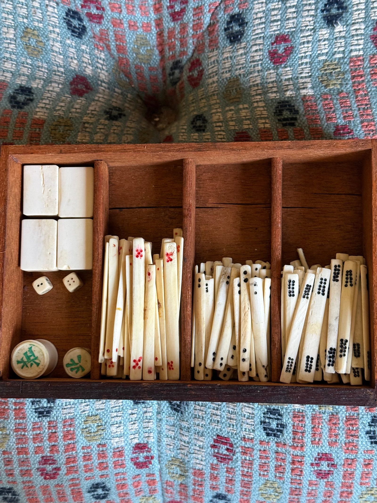 Antique Mah Jong Box With All Original Pieces - 8