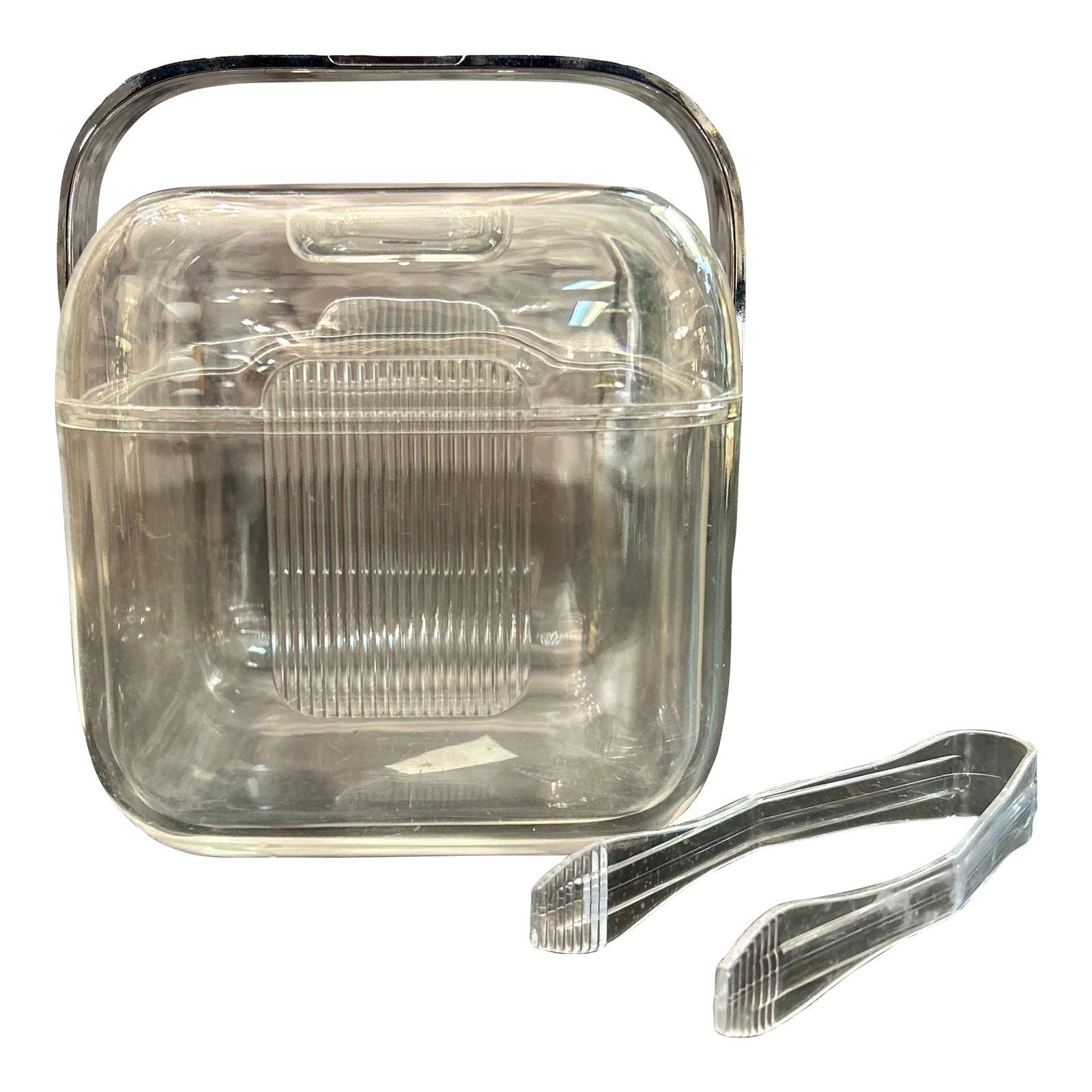 Ambrogio Pozzi for Fratelli Guzzini Italian Acrylic and Lucite Ice Bucket and Tongs: Italian acrylic ice bucket with tongs. Made in the 1970s for Fratelli Guzzini who is a premier Italian designer of Memphis-style sculptural and functional home products. Condition: Alterations: