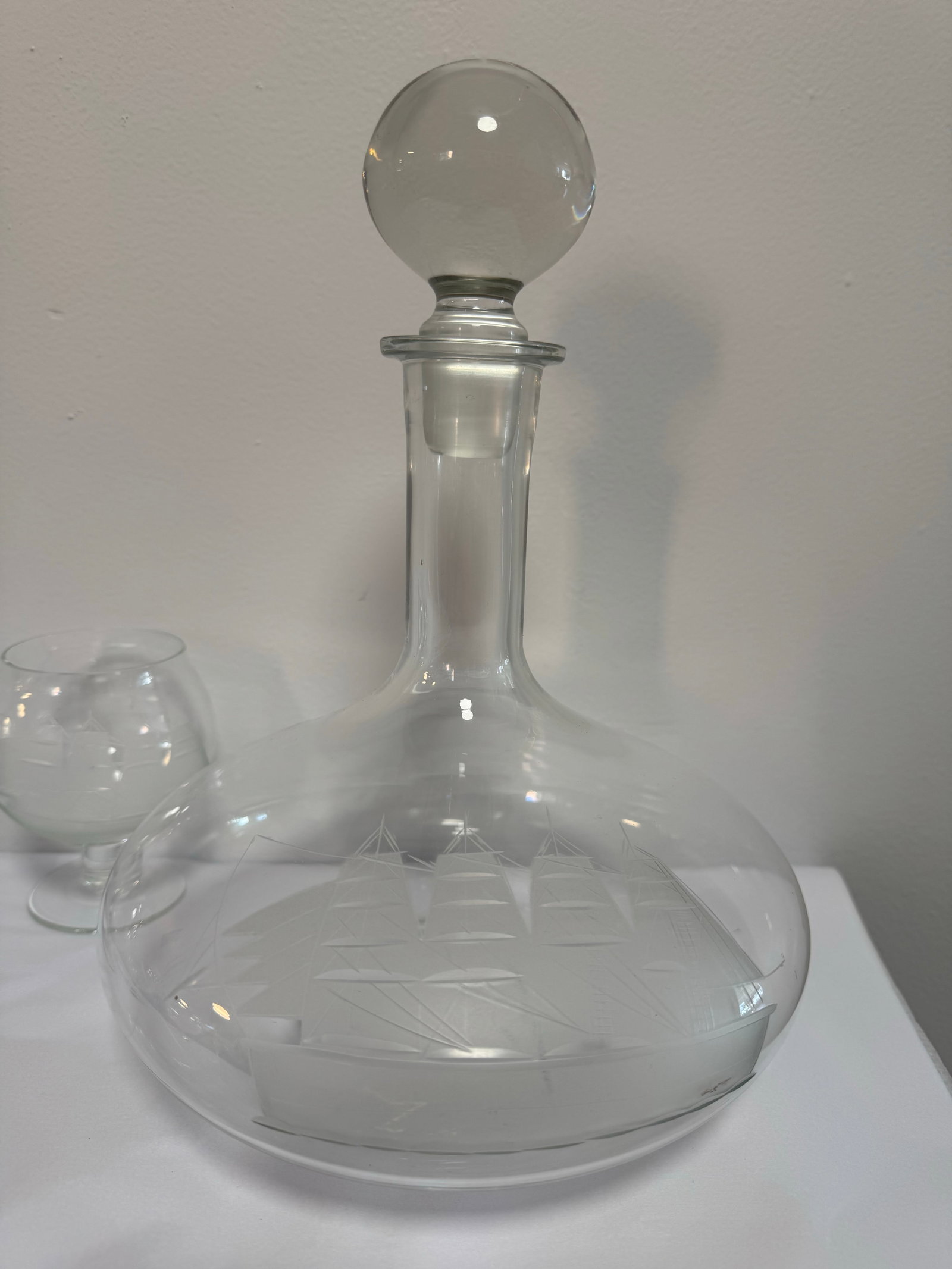 Mid 20th Century European Crystal Brandy Decanter and Snifter Set With Nautical Motif - 4