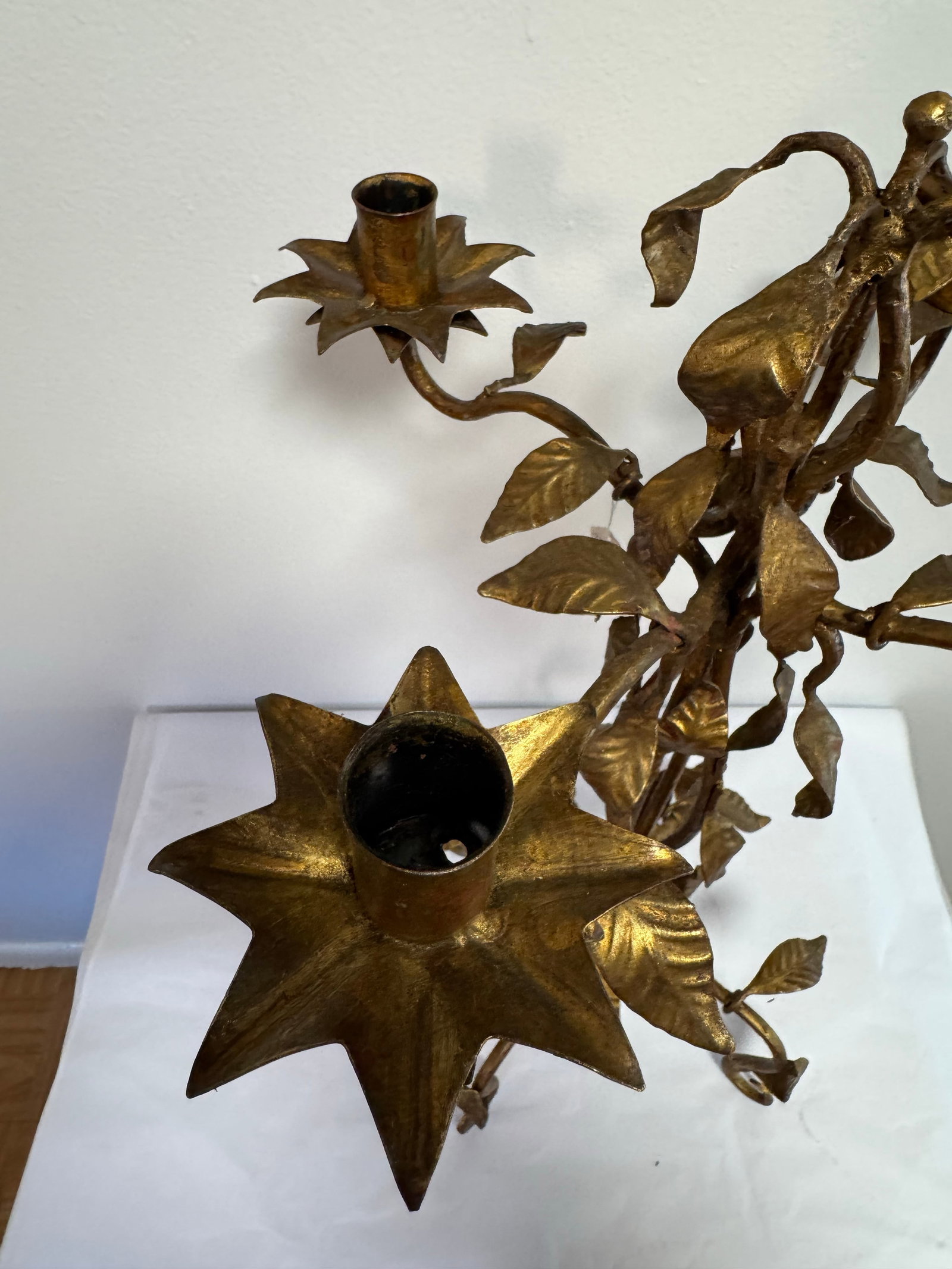 Vintage Gold Toned Leaf Motif Four-Arm Candleholder - Hollywood Regency Style - 3