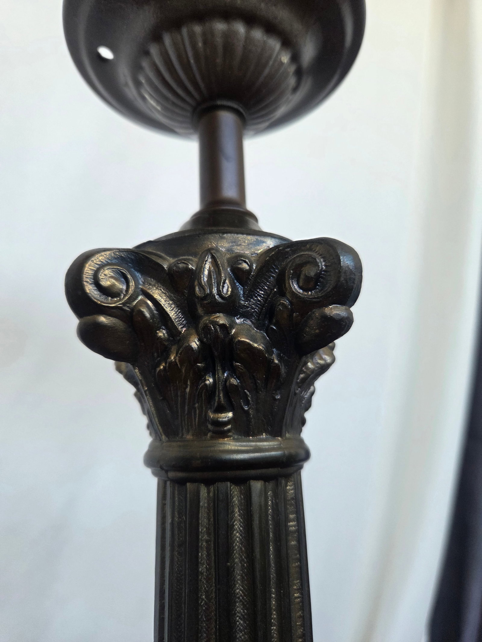 Antique Neoclassical Brass Spelter Boudoir Table Lamp - 4