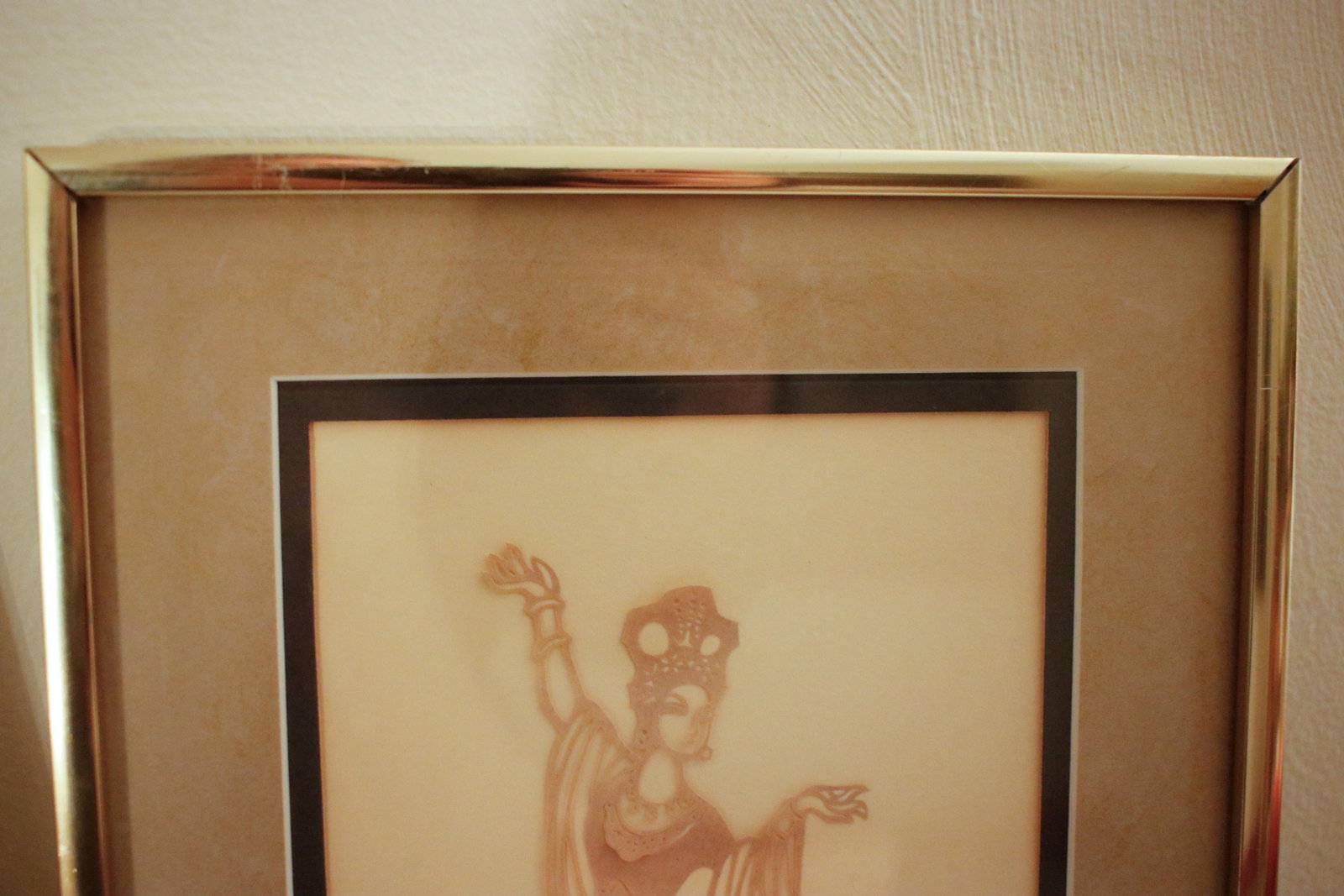 Early 20th Century Pair of Ottoman Shadow Puppet Figural Sculptures in MCM Gold Metal Frames - 9