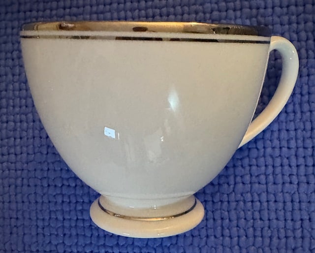 Fine China-Waterford Kilbarry Platinum (Place Setting for 12)-72 Piece New - 9