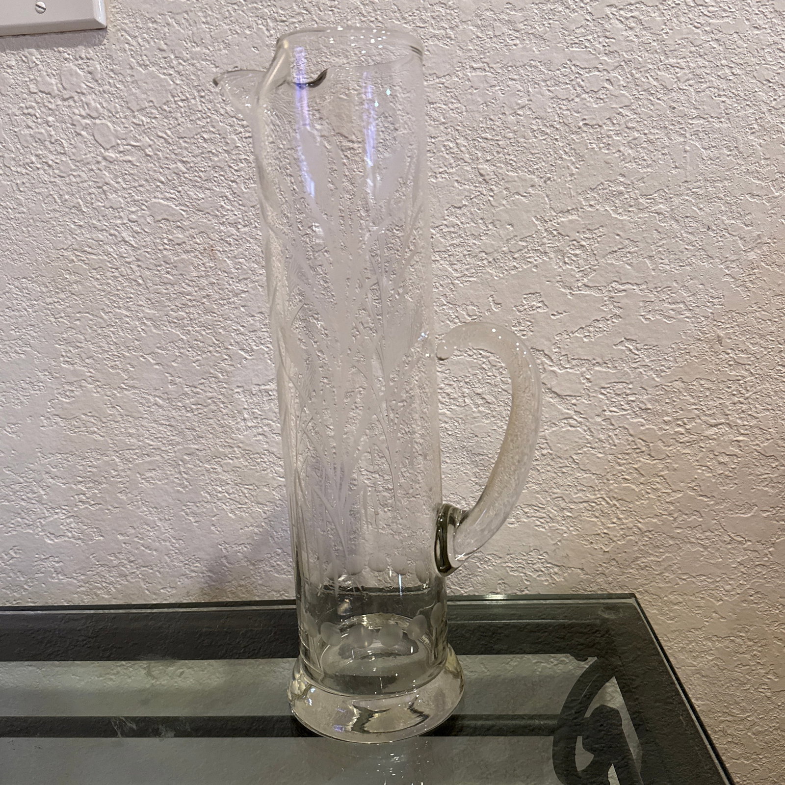 1950s Mid Century Modern Javit Glass Fine Wheat Engraved Handled Martini Pitcher - 2