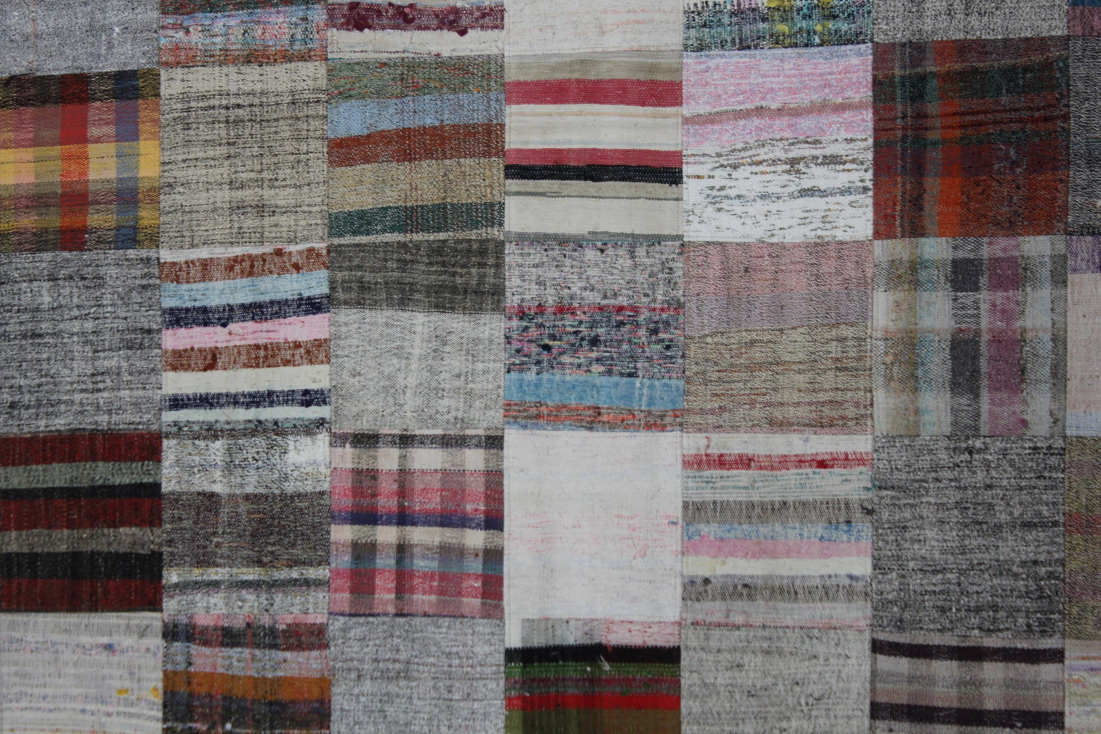 Handmade Vintage Patchwork Rug. 6'9" X 9'10" - 2
