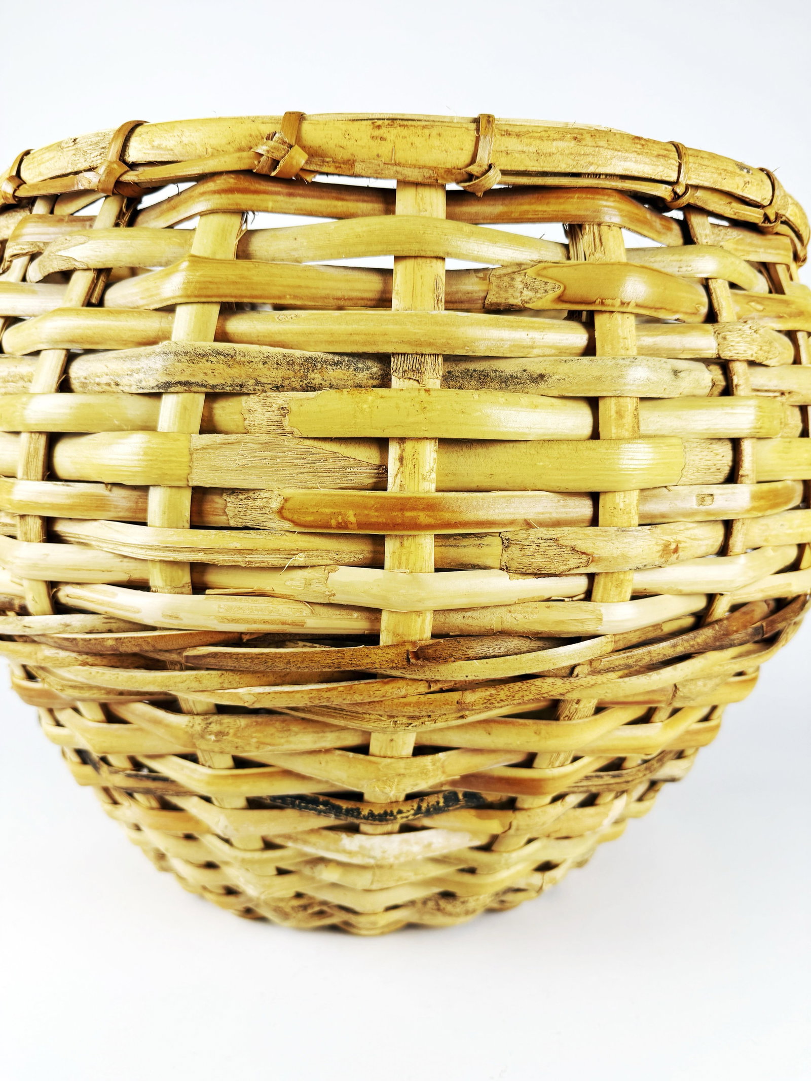 Extra Large Vintage Handwoven Reef Basket With Wrapped Handles, Coastal Rustic Decor - 2
