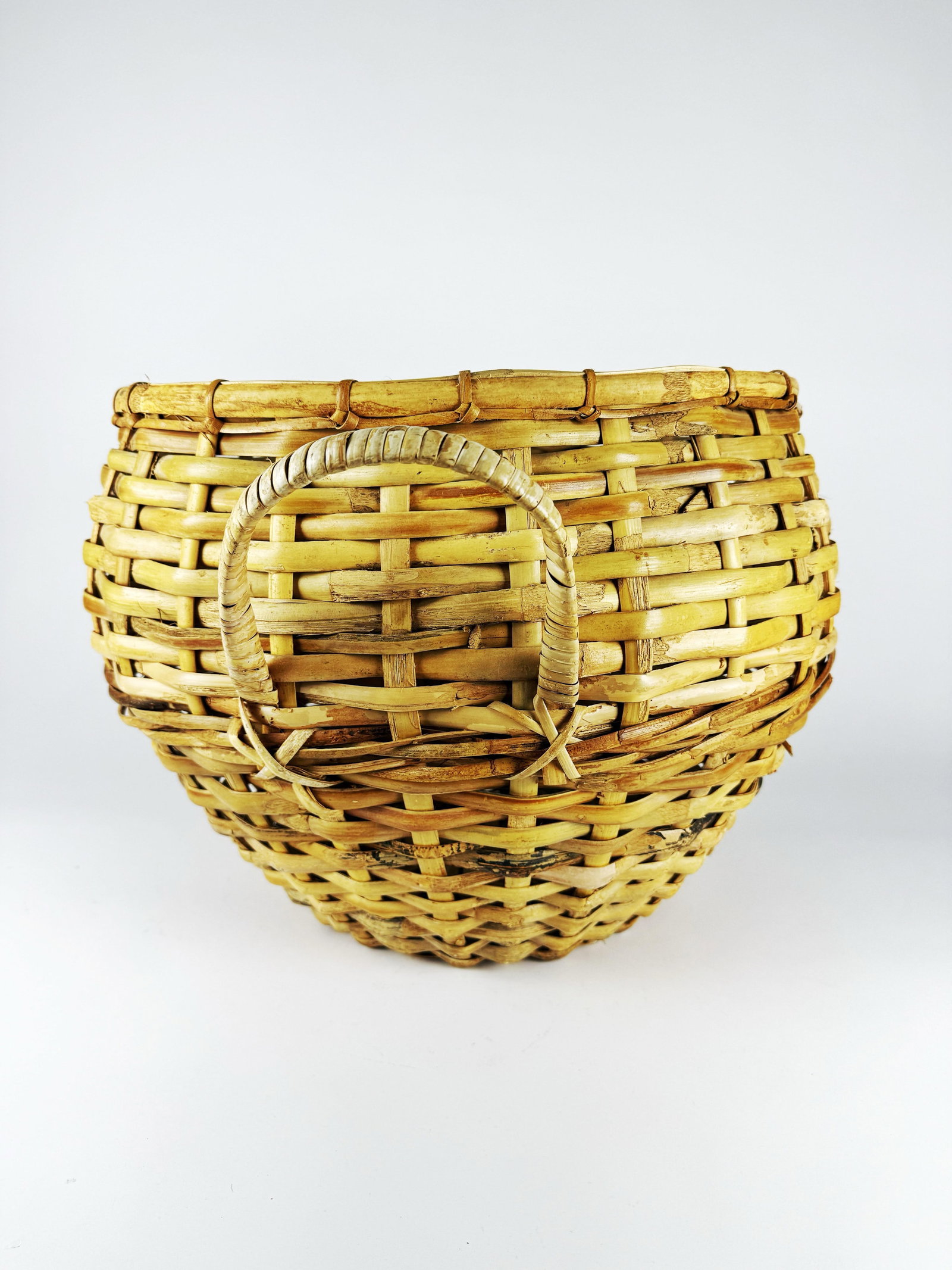 Extra Large Vintage Handwoven Reef Basket With Wrapped Handles, Coastal Rustic Decor - 5