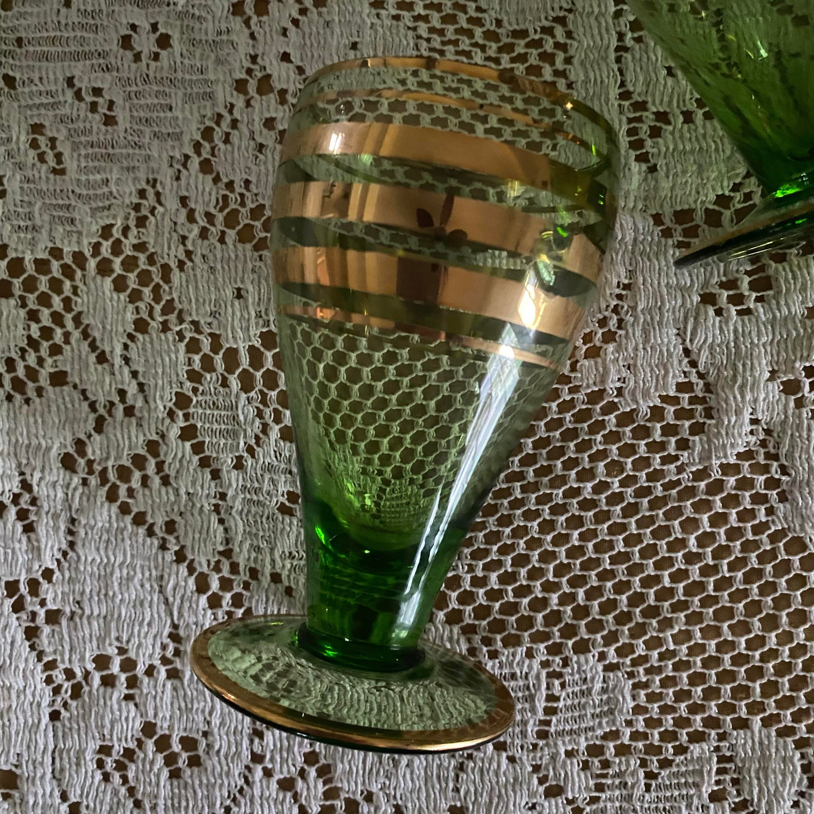 Vintage Made in Roumania Green and Gold Gilded Glass Decanter and Glassware Set - 3