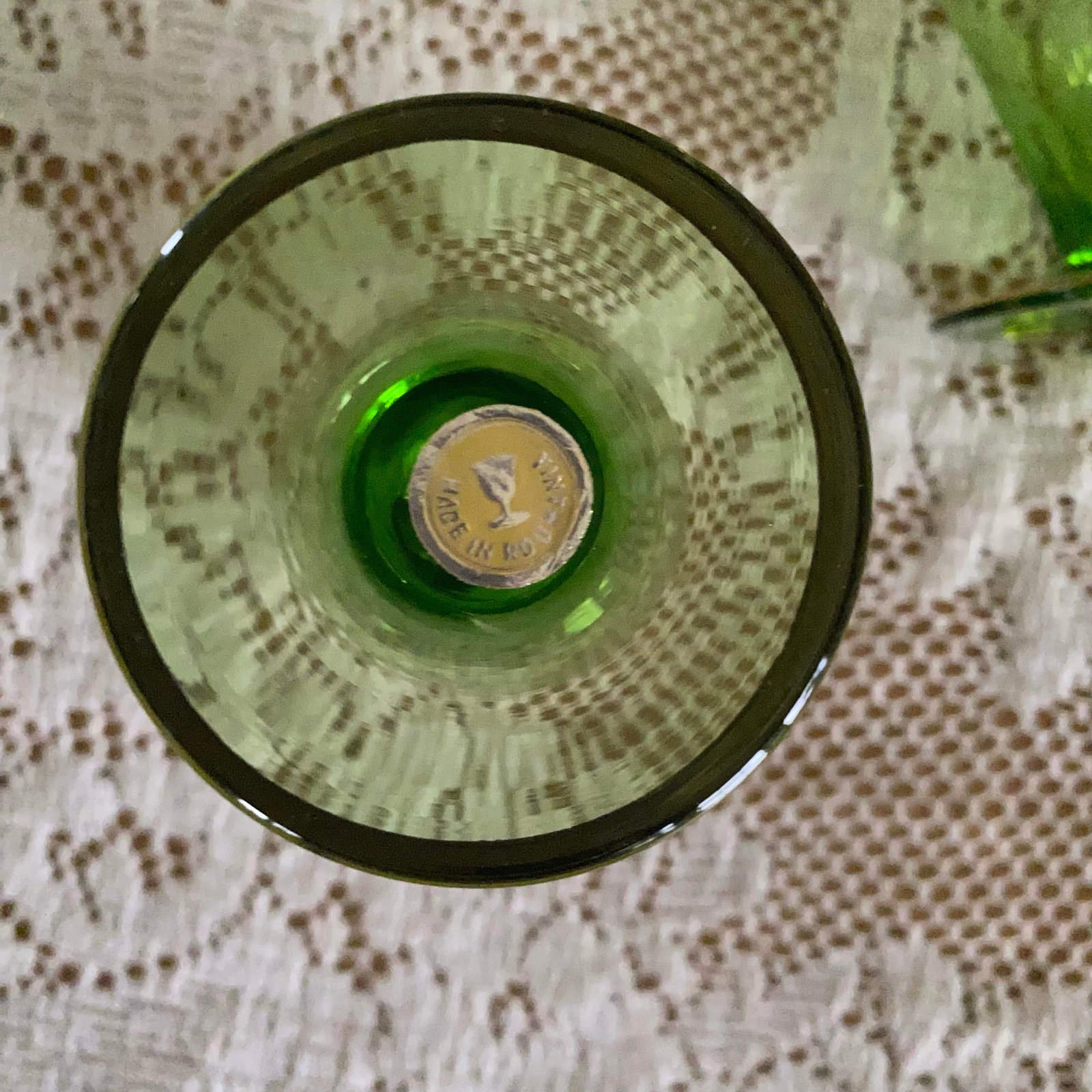 Vintage Made in Roumania Green and Gold Gilded Glass Decanter and Glassware Set - 4