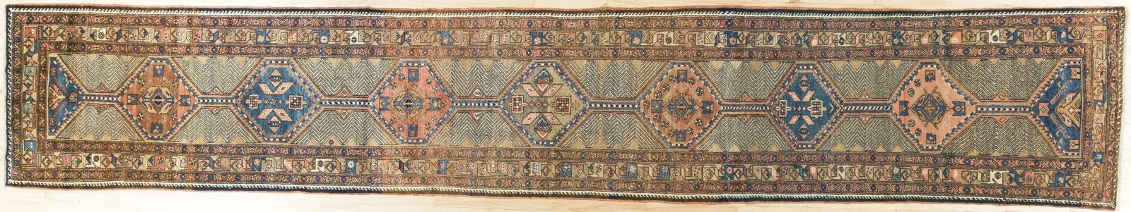 1930s Vintage Serab Runner - 6