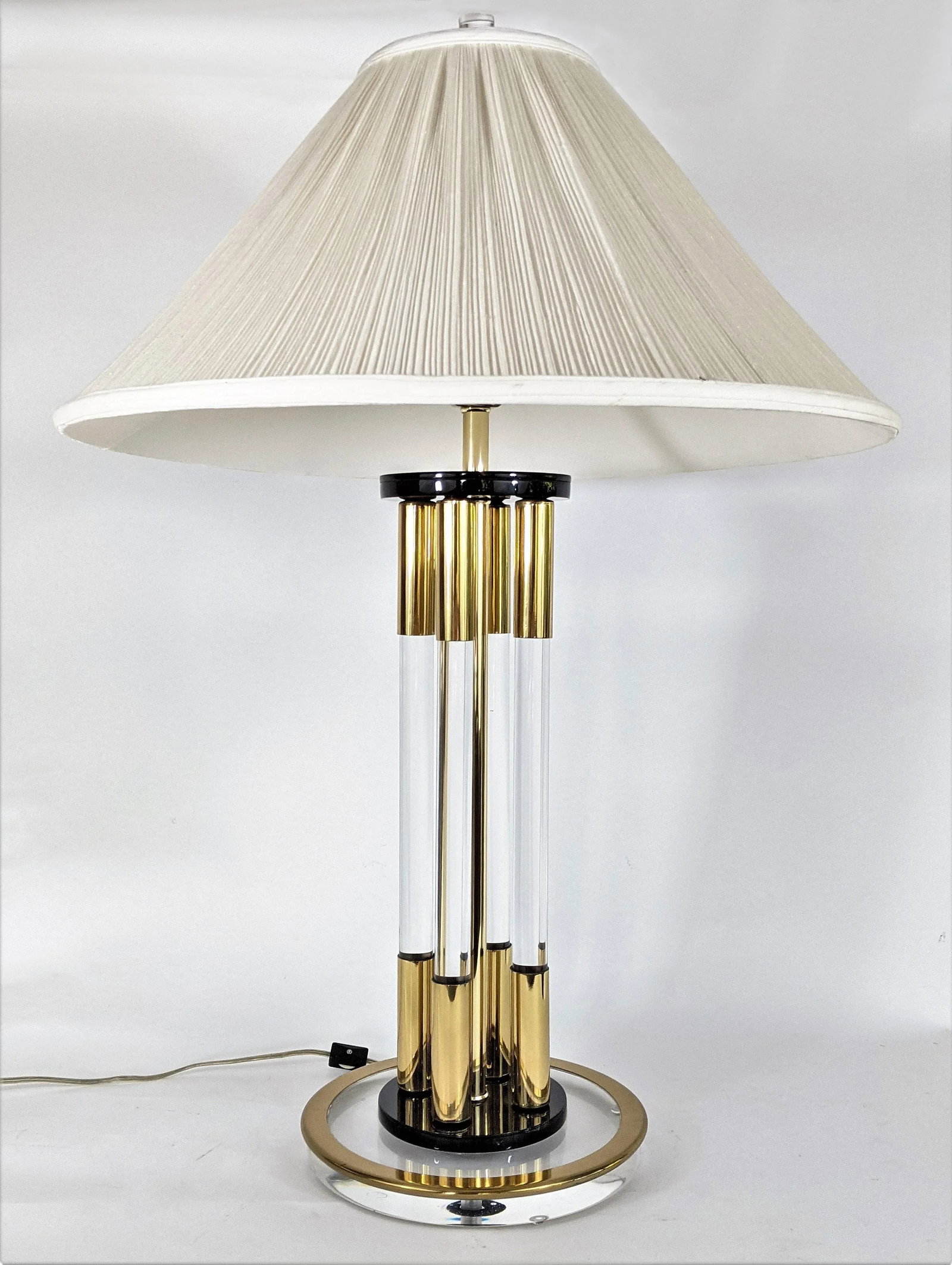 Clearlite by Bauer Lucite and Brass 4 Column Table Lamp Vintage - 5