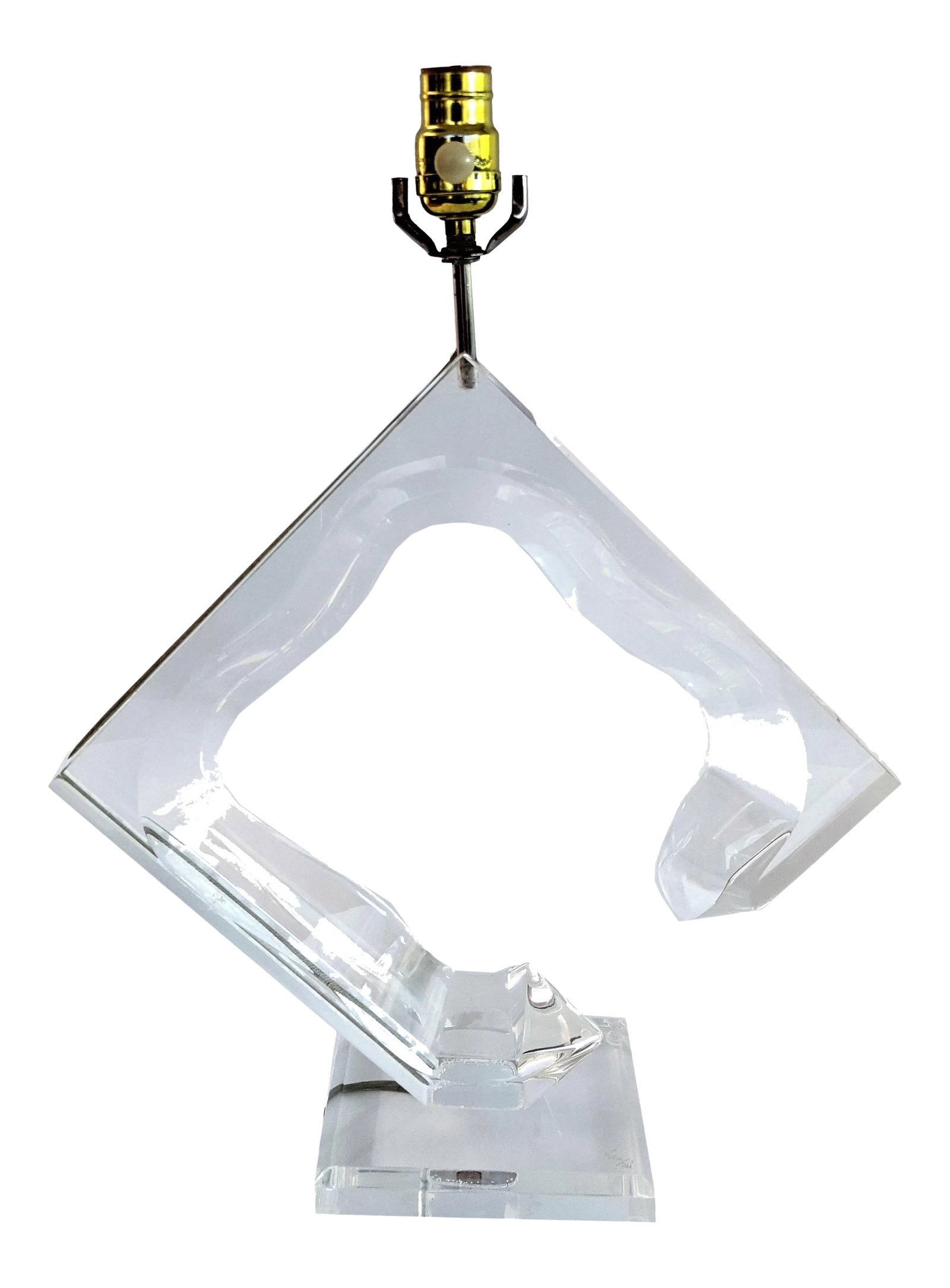 1970s Van Teal Abstract Signed Lucite Lamp Mid Century Modern: Lovely abstract Lucite lamp signed Van Teal. The form of the lamp is such that when certain light hits it, it gives off a gorgeous reflection, similar to a rainbow effect. Signed on the base "Van Teal