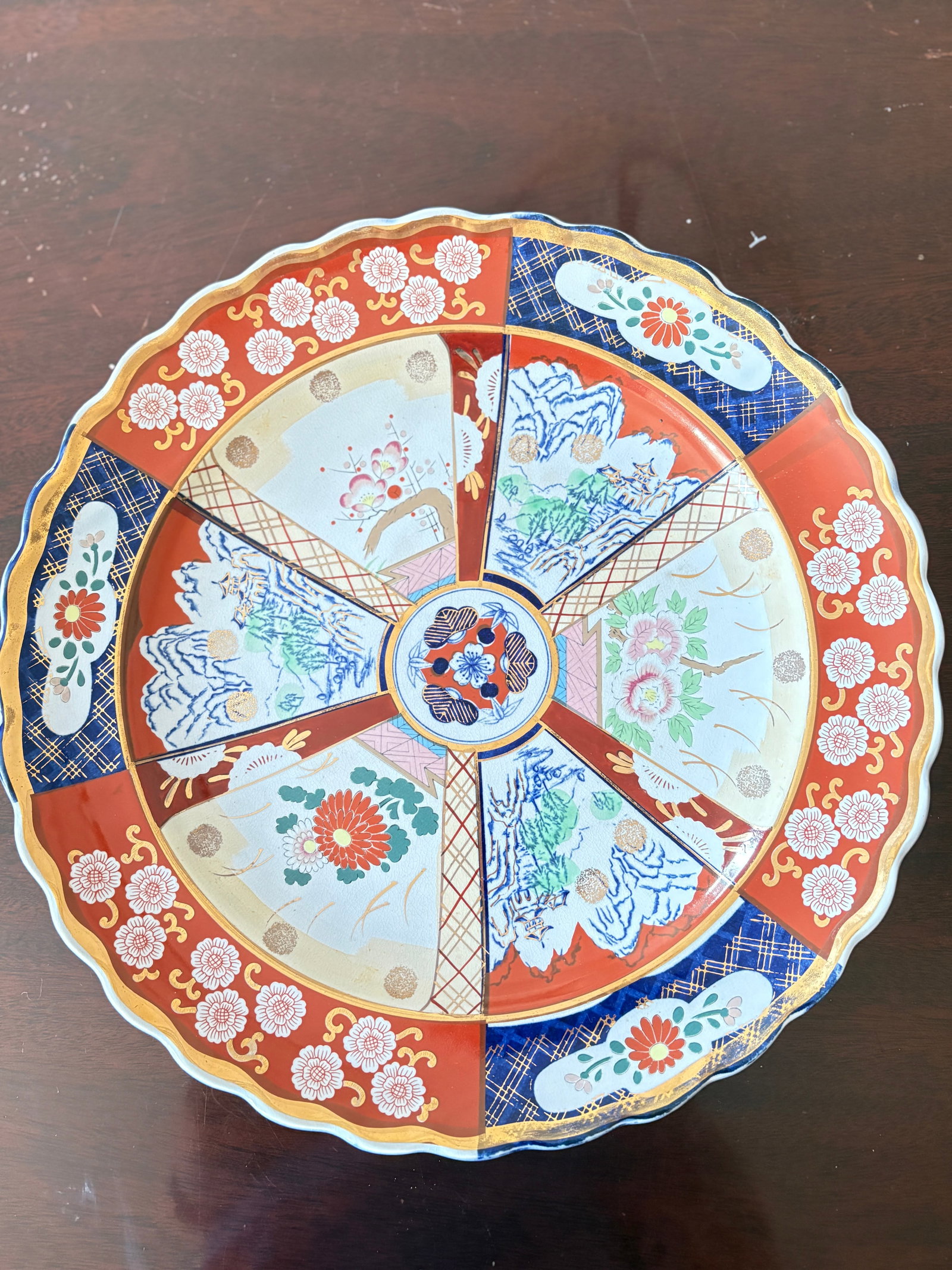 Japanese Imari Scalloped Porcelain Charger - 2