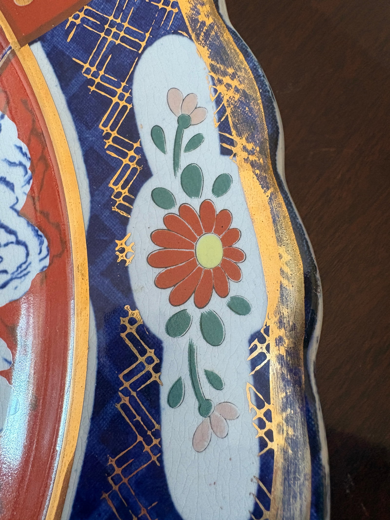 Japanese Imari Scalloped Porcelain Charger - 6