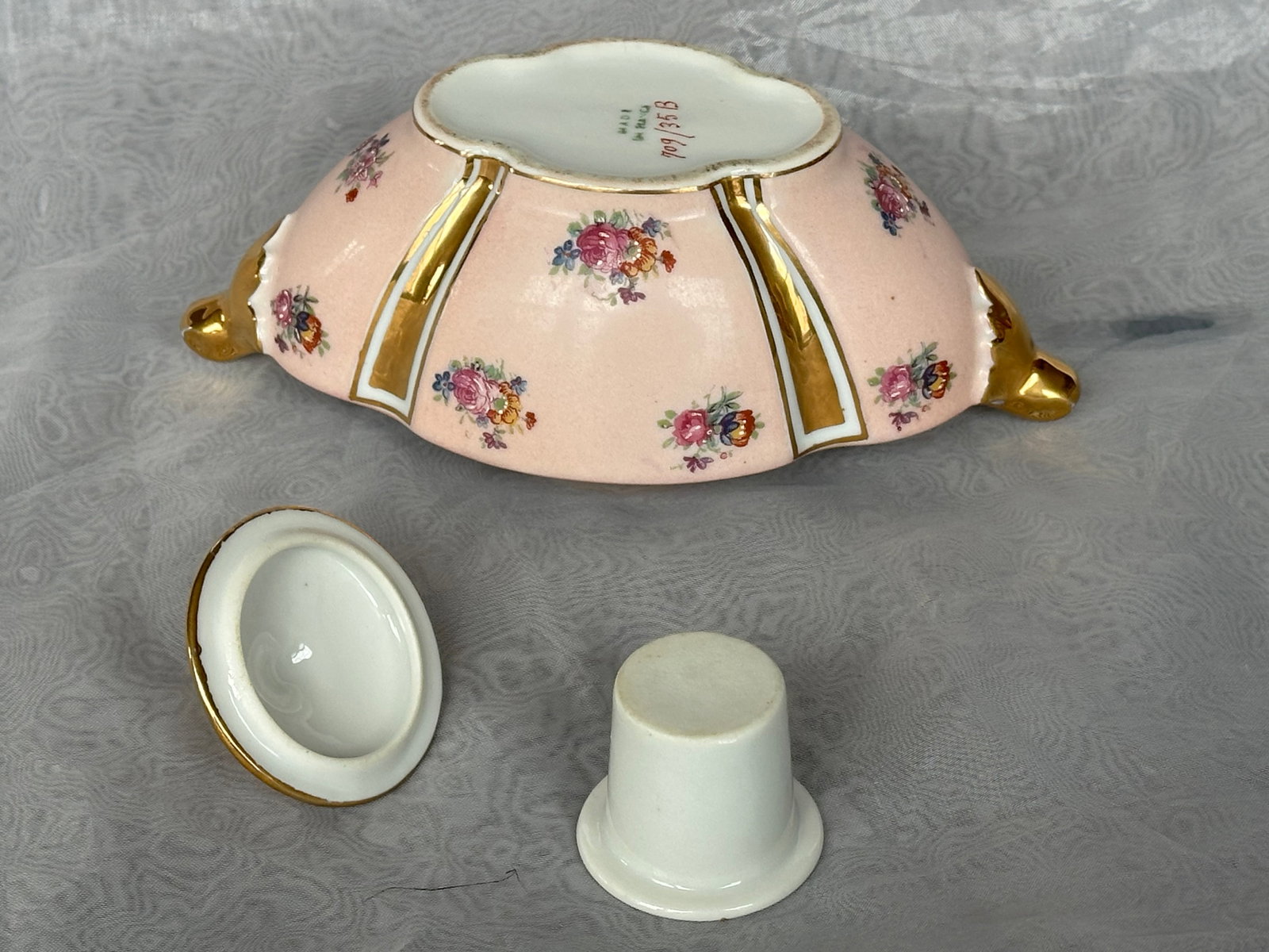 Antique French Porcelain Inkwell - 16