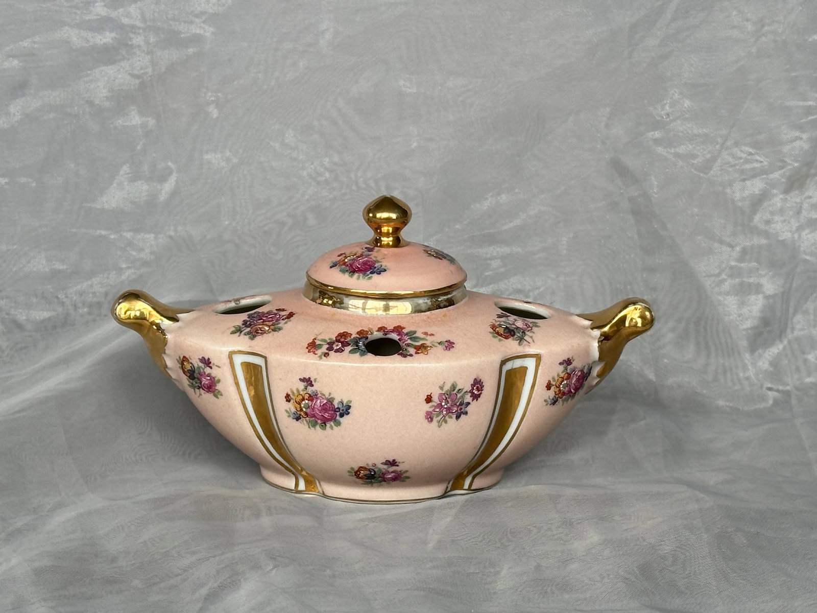 Antique French Porcelain Inkwell - 17