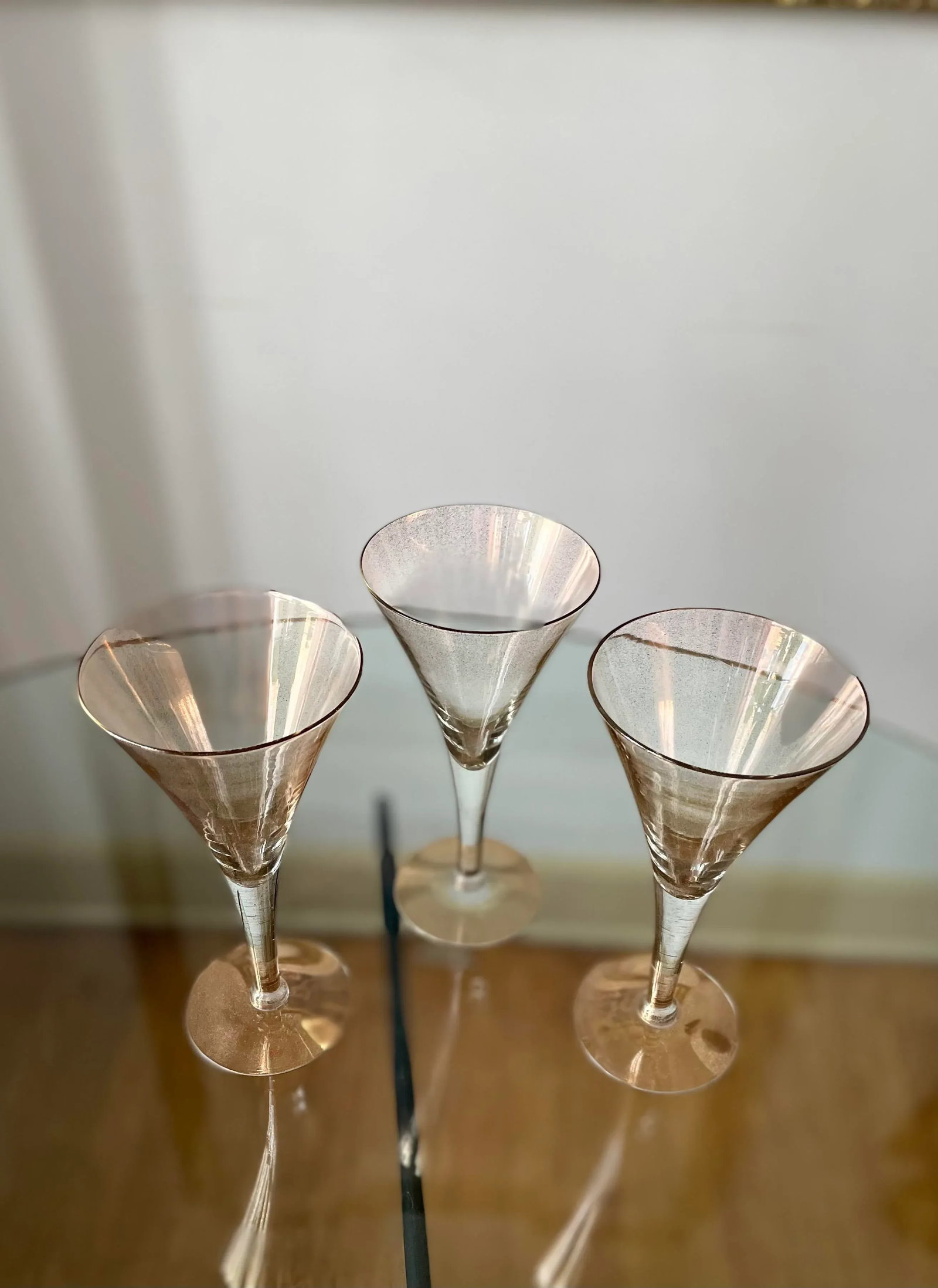 Vintage Dorothy Thorpe Gold Fleck Cocktail/Champagne Glasses- Set of 6 - 10