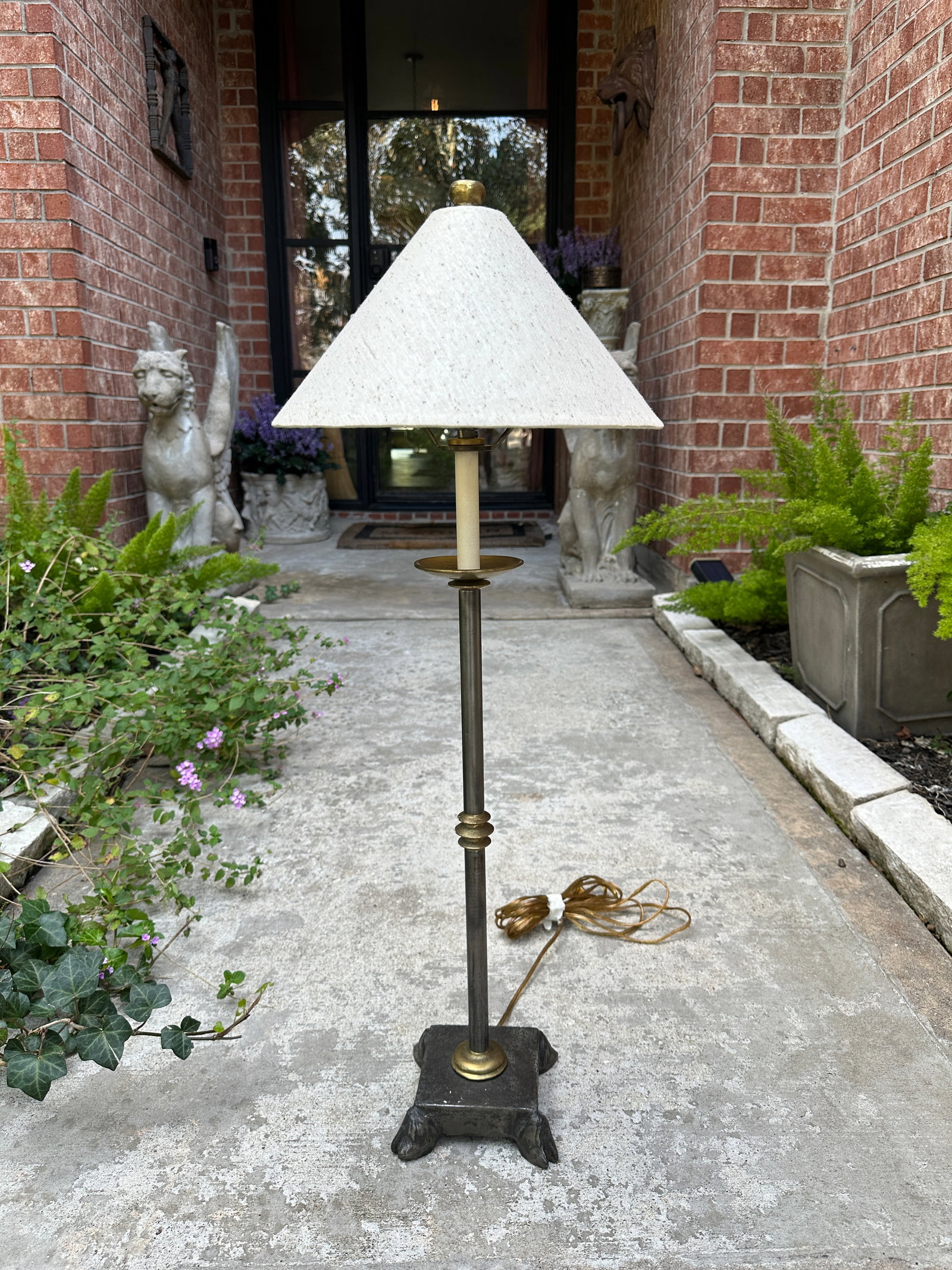 Vintage Modern Brutalist Contemporary Dimmable Buffet Lamp - 4