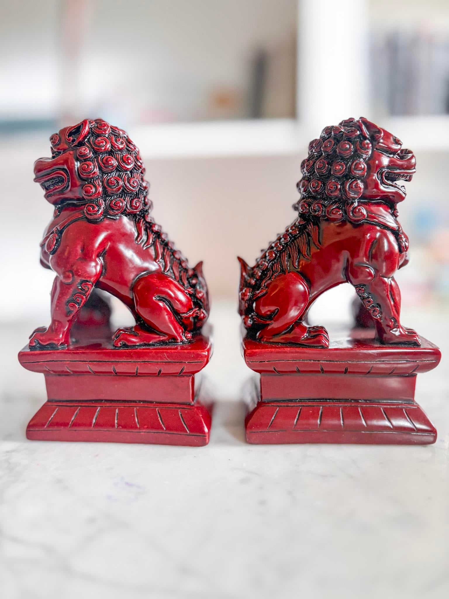 Guardian Resin Foo Dog Pair | Red Chinoiserie Bookends | Asian Home Decor - 6