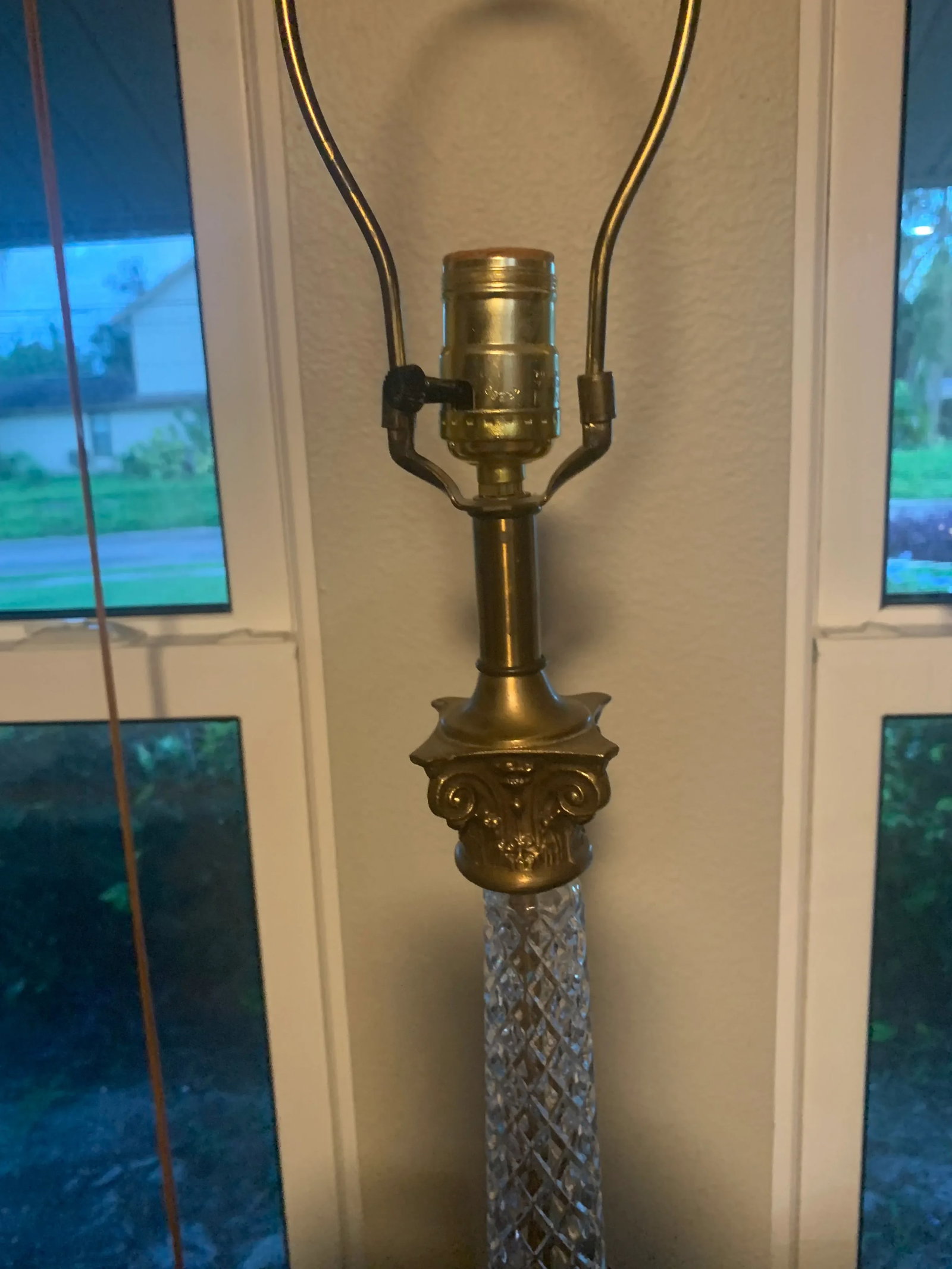 1950s Hollywood Regency Crystal Table Lamp - 3