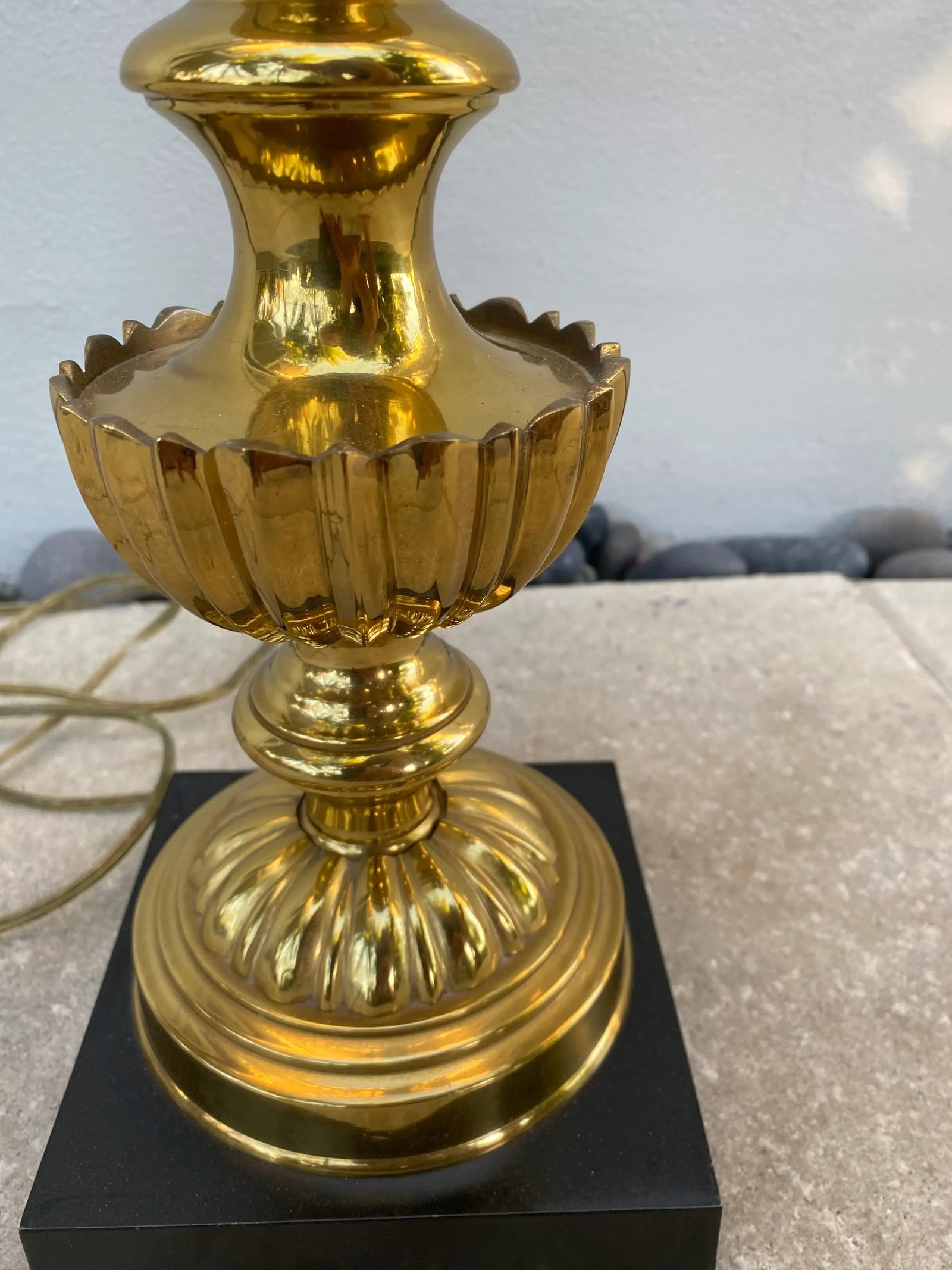 Vintage 1990s Ethan Allen Brass Urn Shaped Lamp - 3