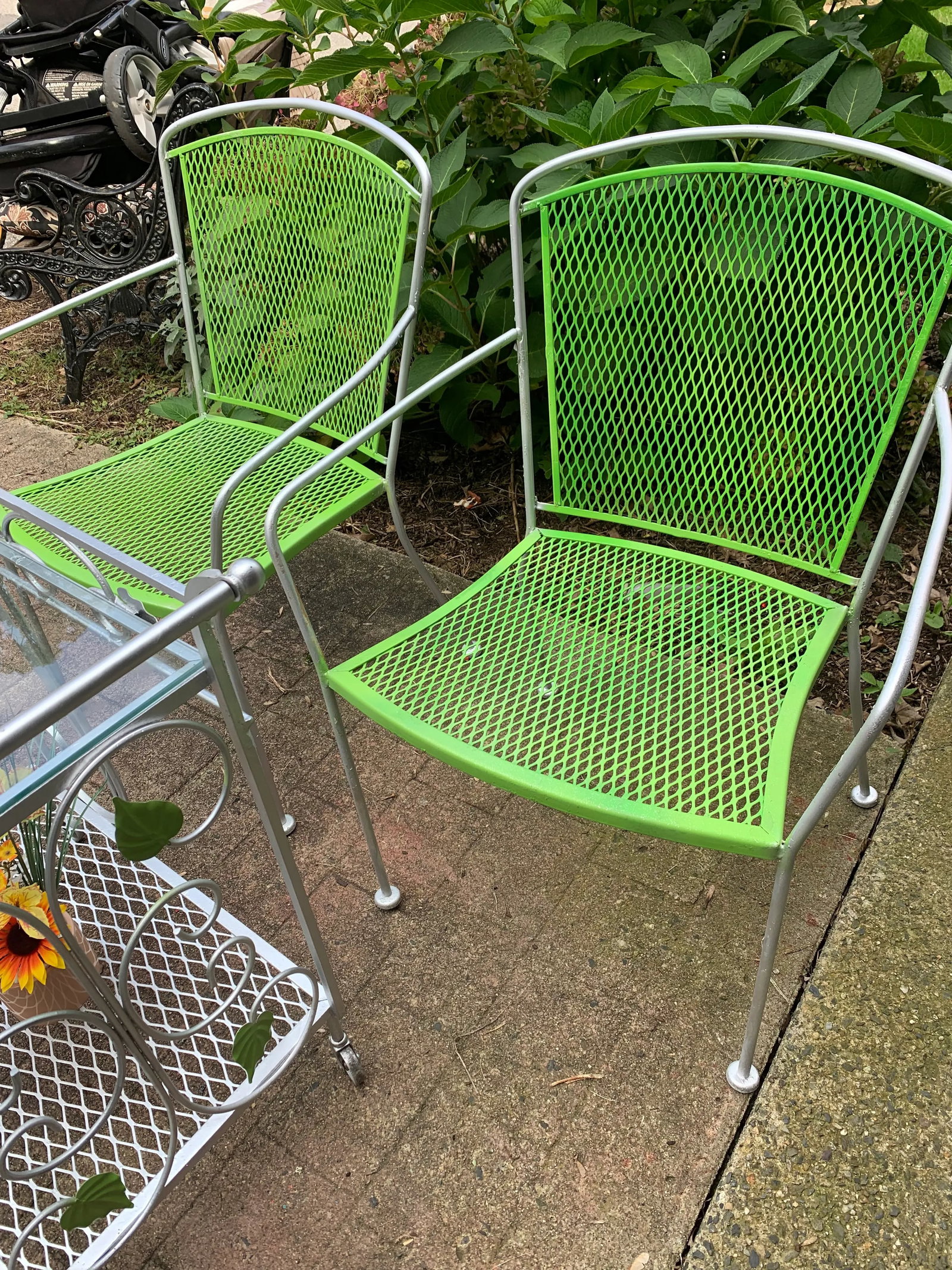 Vintage Mid Century Garden Patio Chairs - A Pair - 7
