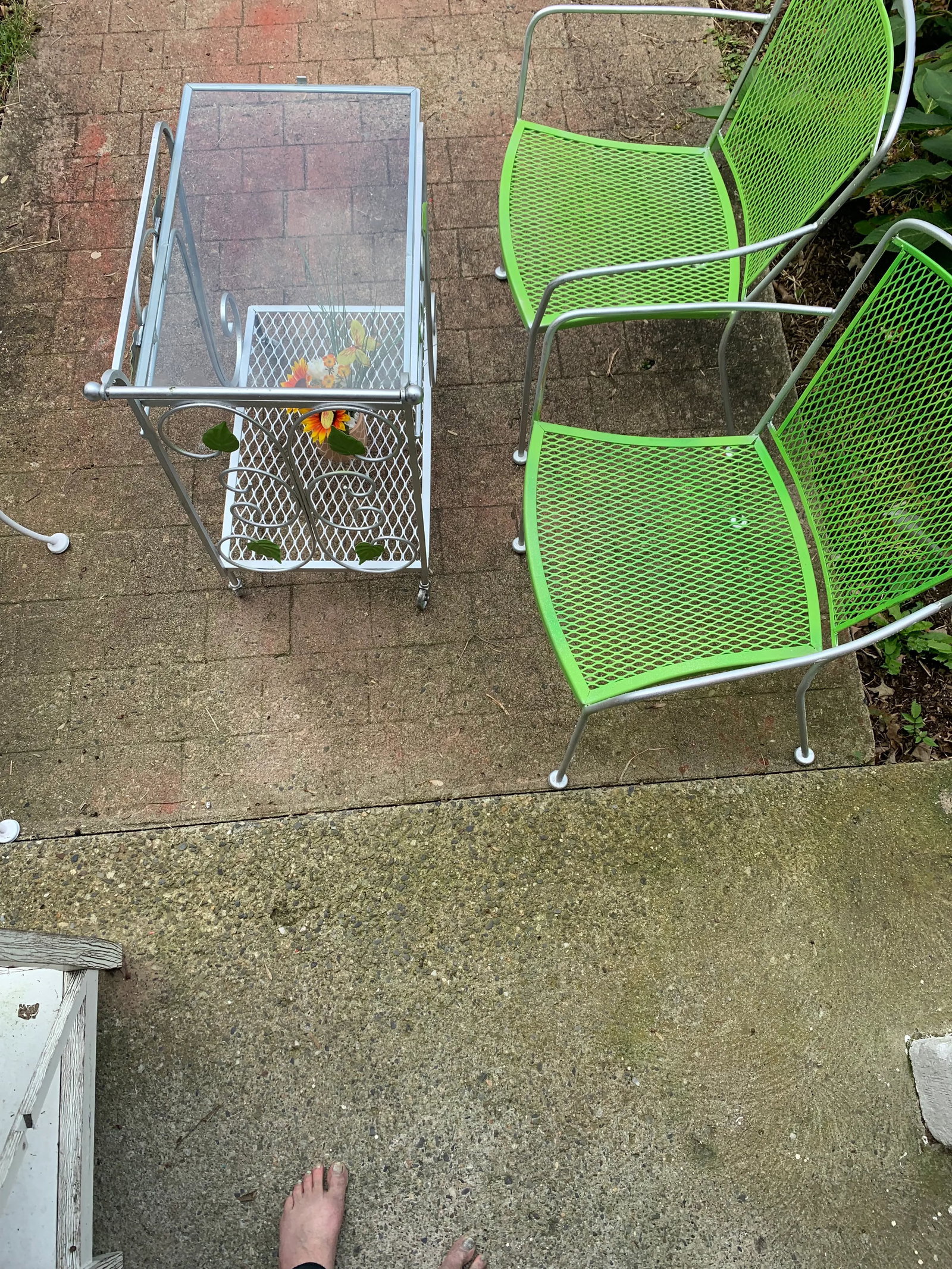 Vintage Mid Century Garden Patio Chairs - A Pair - 8