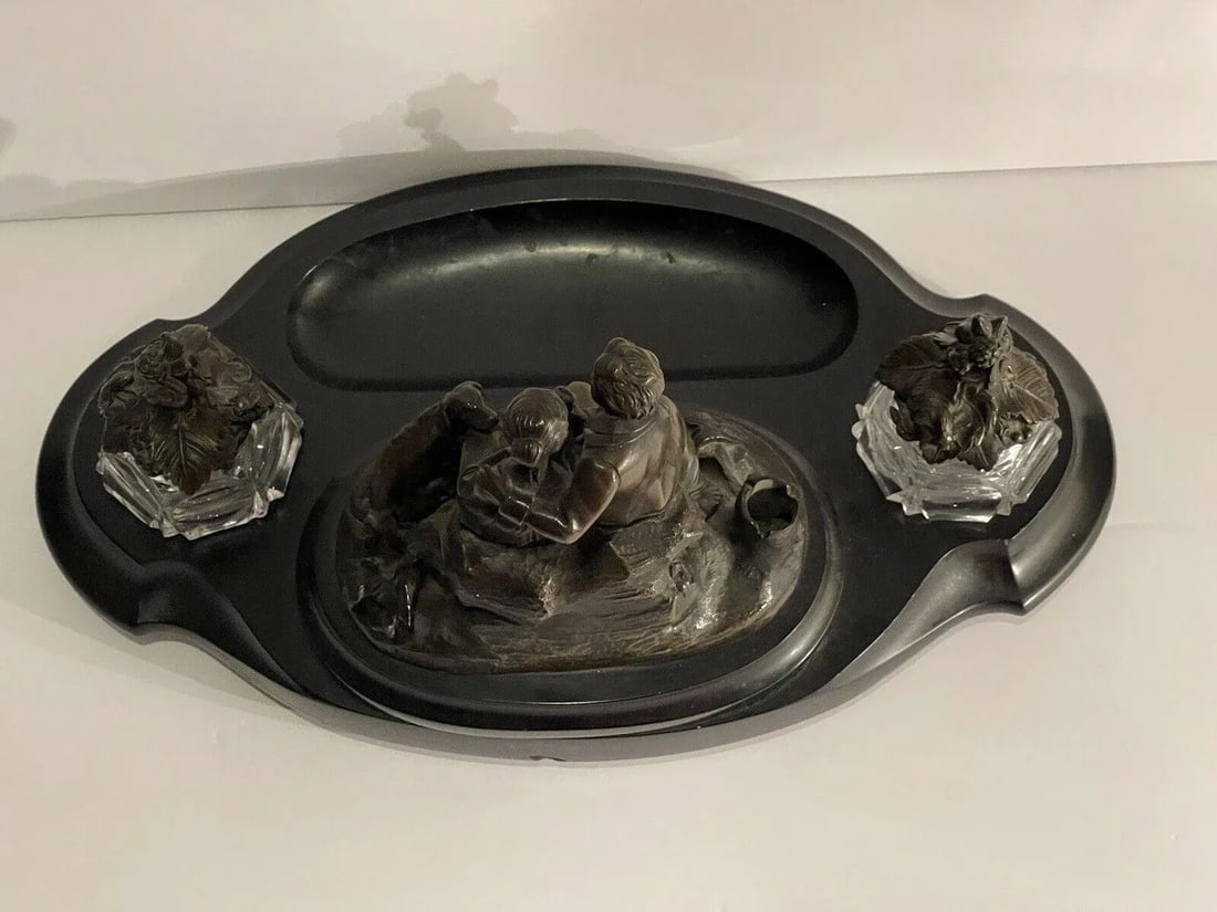 19th Century French Bronze and Crystal Double Inkwell Set With Sculpture, "Paul Et Virginie" - 5 Pie - 11